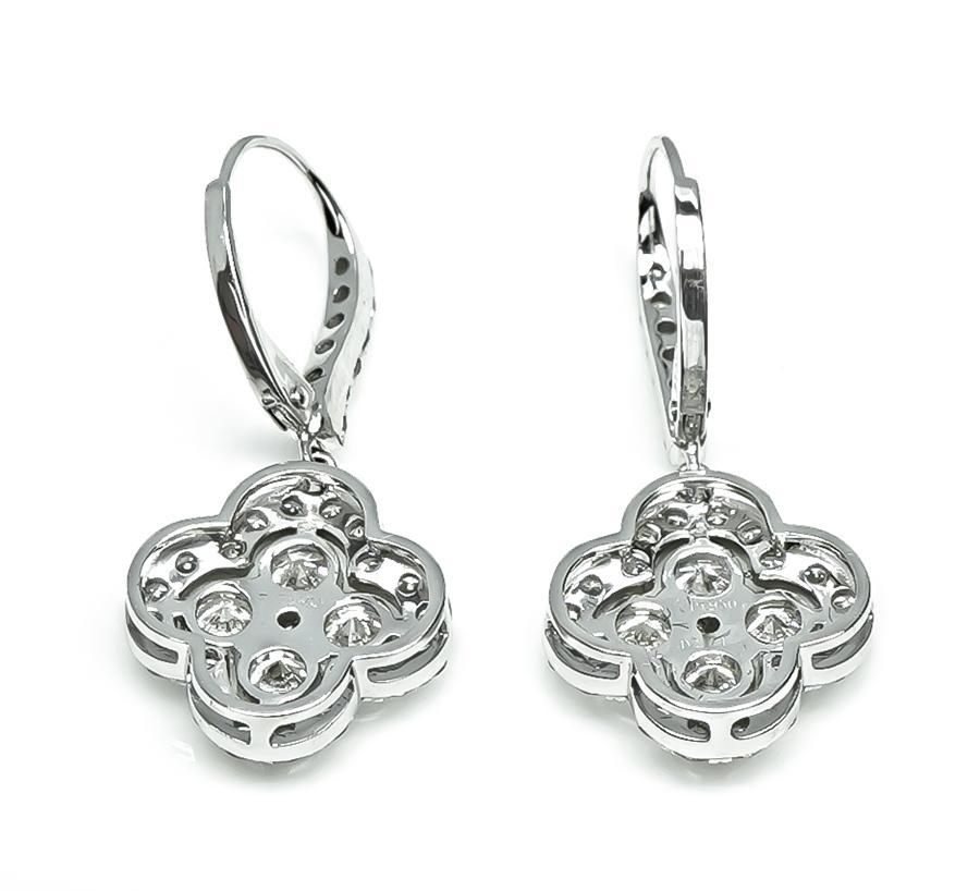 Orecchini in platino con diamanti da 2,71 carati In condizioni buone in vendita a New York, NY