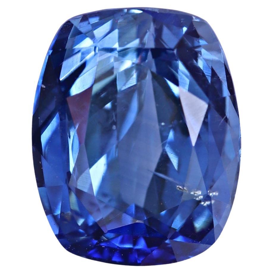 2.72 Carat Cushion Cut Natural Blue Sapphire Loose Gemstone from Sri Lanka (Saphir bleu naturel taillé en coussin)