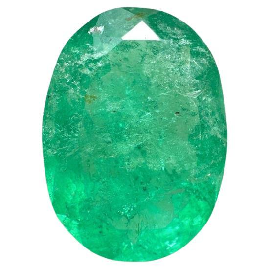 Esmeralda colombiana verde terrosa de 2,72 quilates - Gema natal de mayo talla ovalada