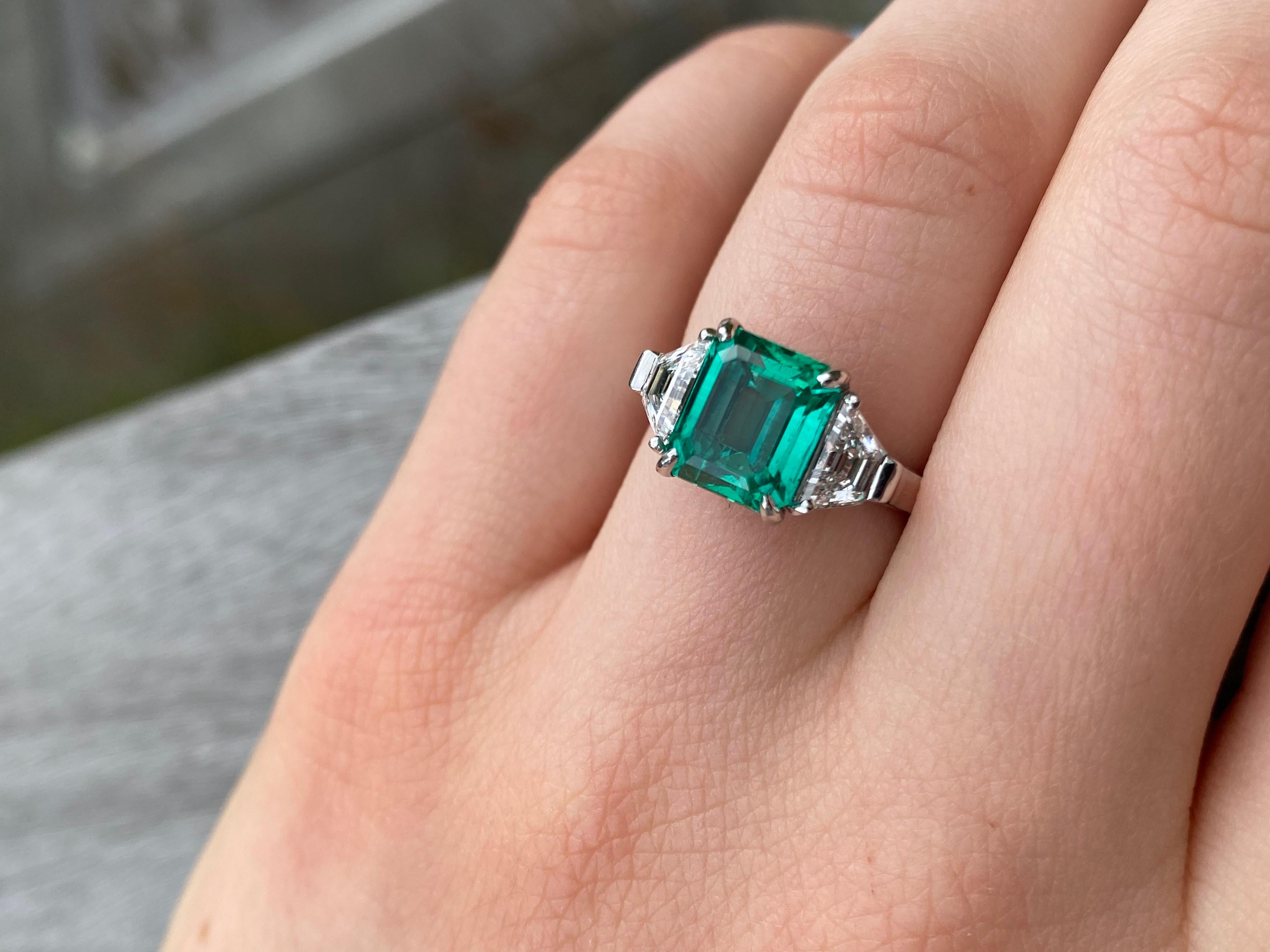 2.72 Carat Emerald and Diamond Ring in Platinum 5