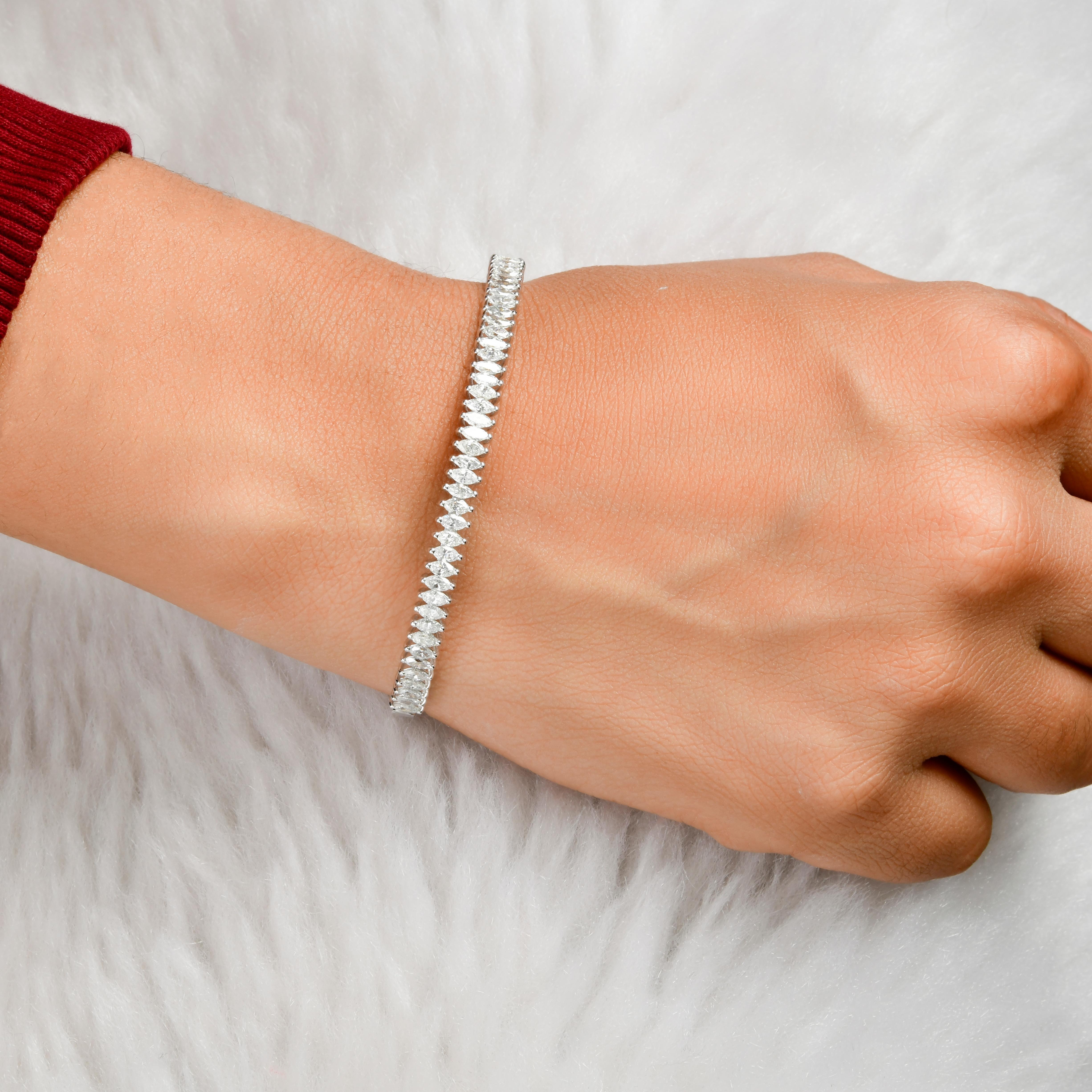 2,72 Karat Marquise Diamant-Armband 14 Karat Weißgold Handmade Fine Jewelry Damen im Angebot