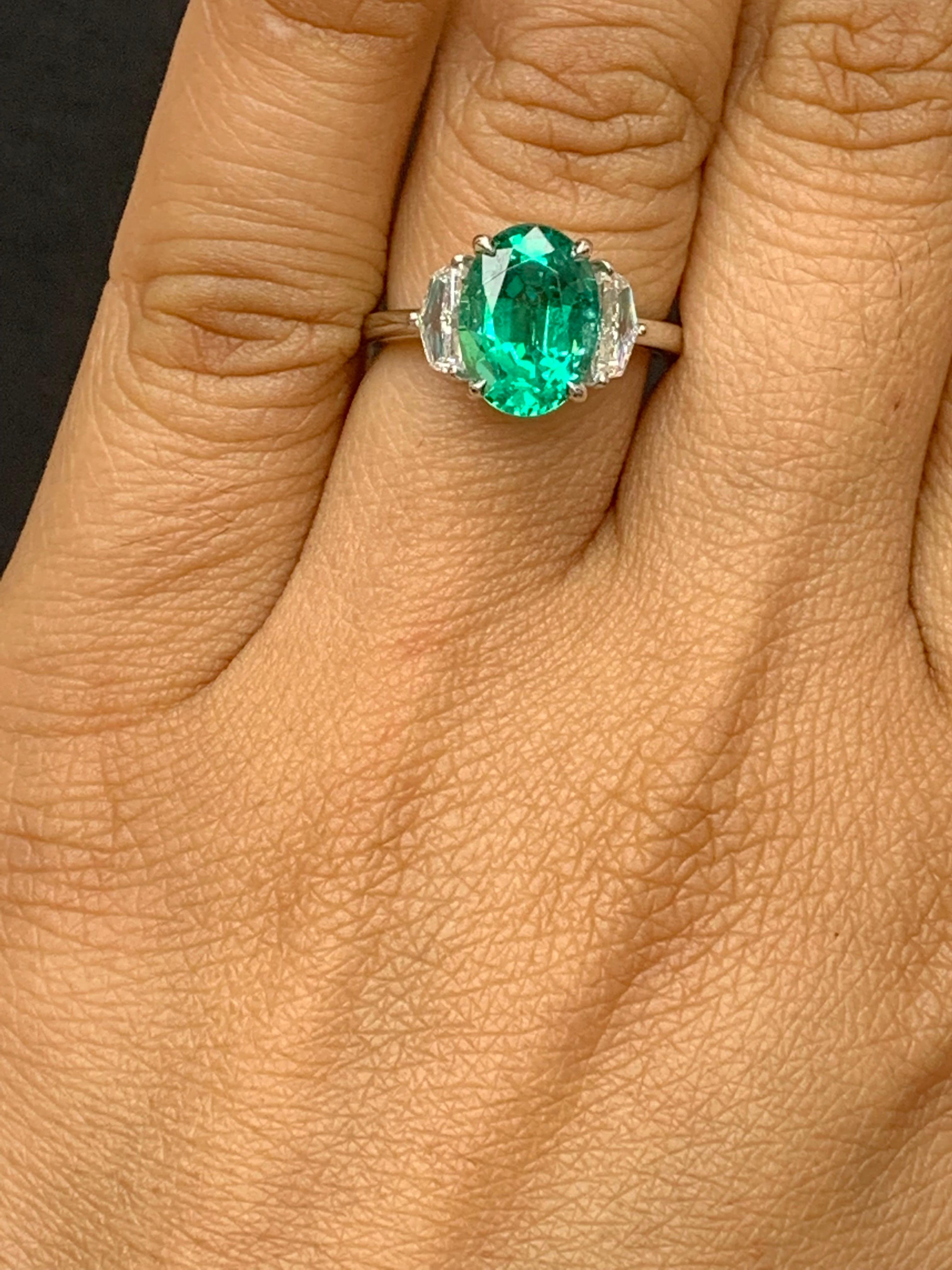 Modern Certified 2.72 Carat Oval Cut Emerald Diamond Engagement Ring in Platinum For Sale