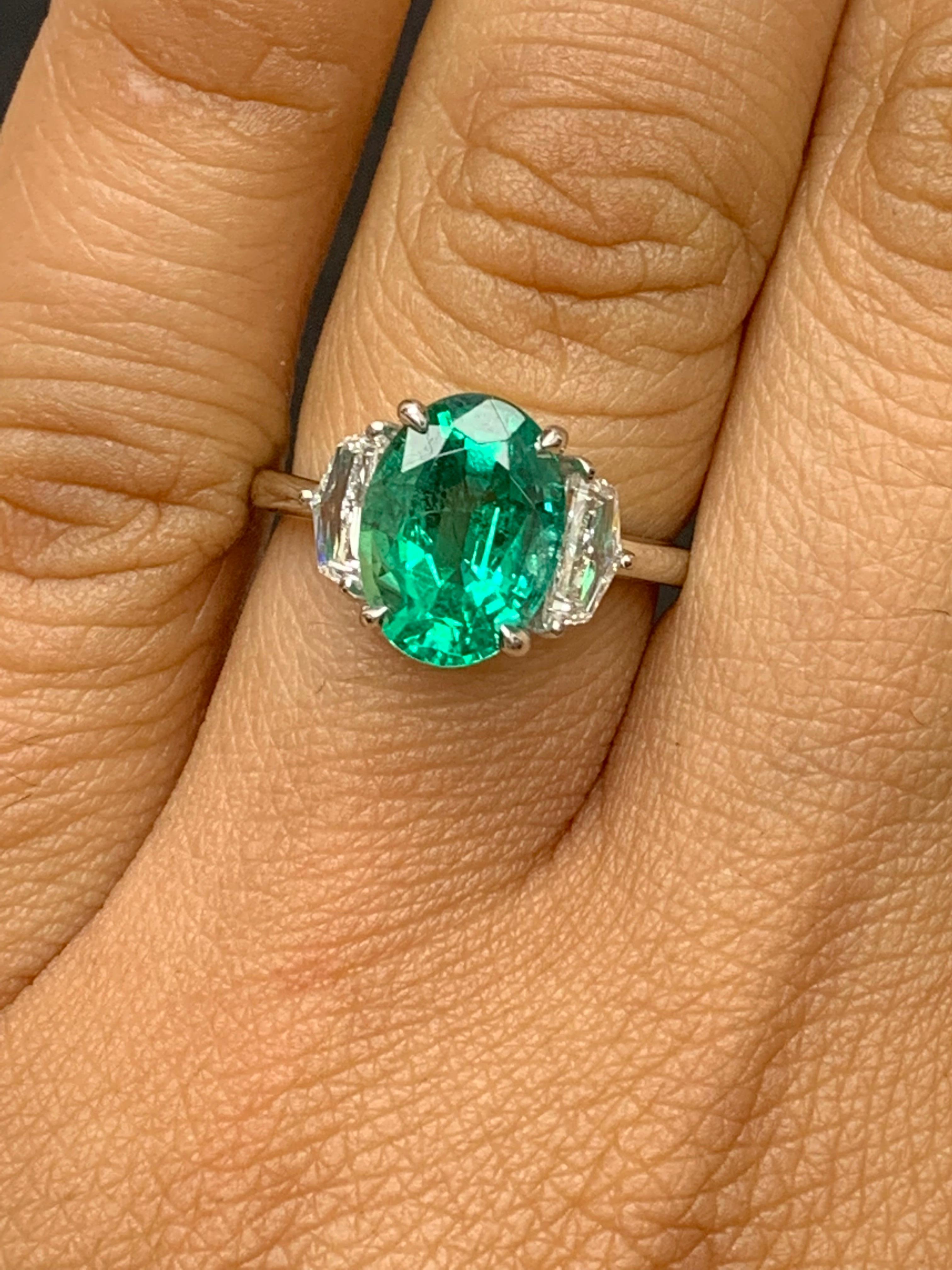 Certified 2.72 Carat Oval Cut Emerald Diamond Engagement Ring in Platinum In New Condition For Sale In NEW YORK, NY