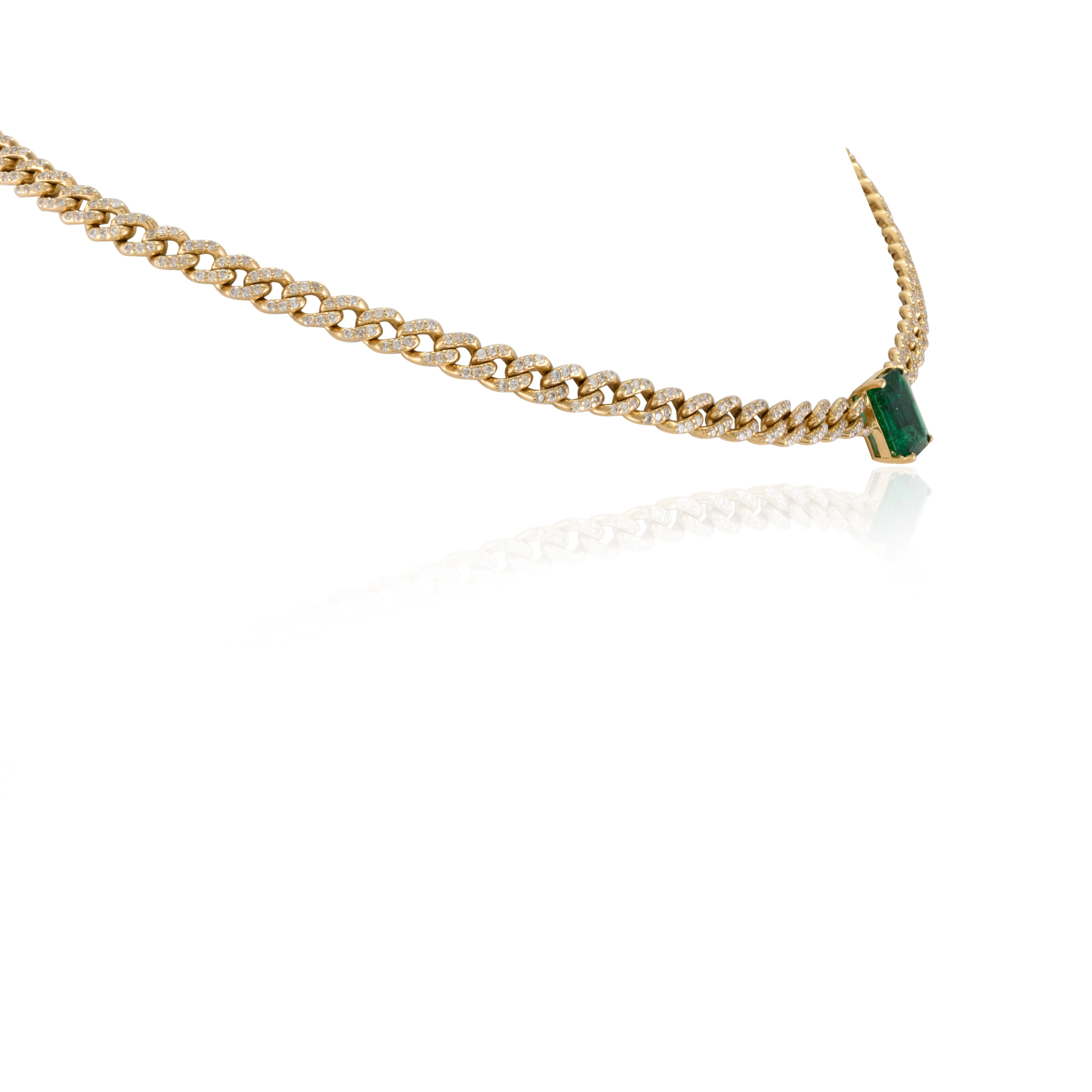 Women's Genuine Emerald and Diamond Curb Chain Choker Necklace in 18k Solid Yellow Gold For Sale