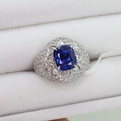 2.72 cts Blue Sapphire 18K Gold Ring with Diamonds
