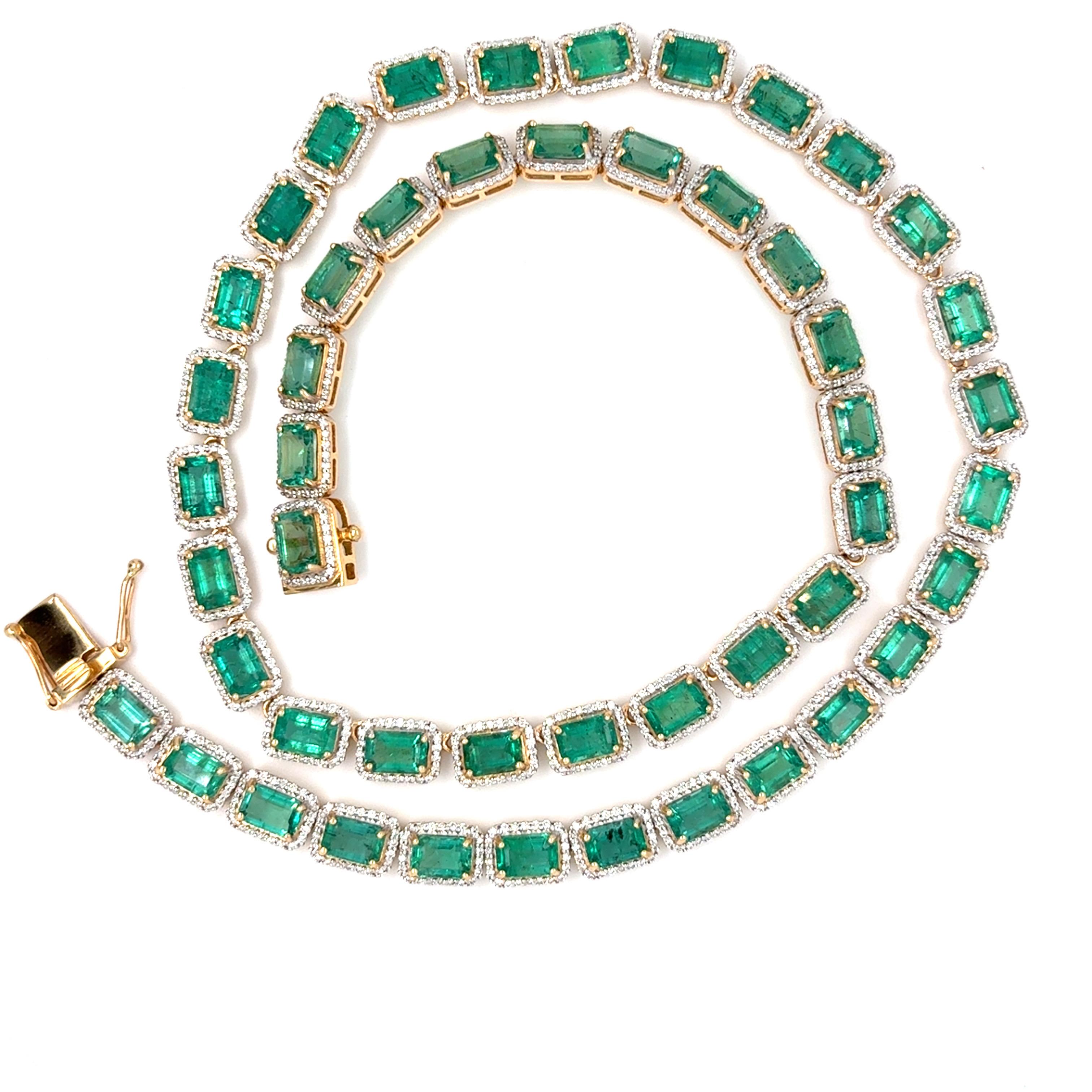 27.20 Carat Emerald Diamond Yellow Gold Necklace For Sale 4