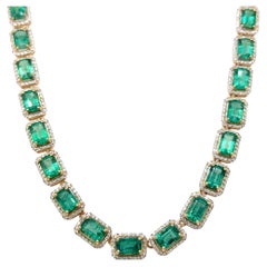 27.20 Carat Emerald Diamond Yellow Gold Necklace