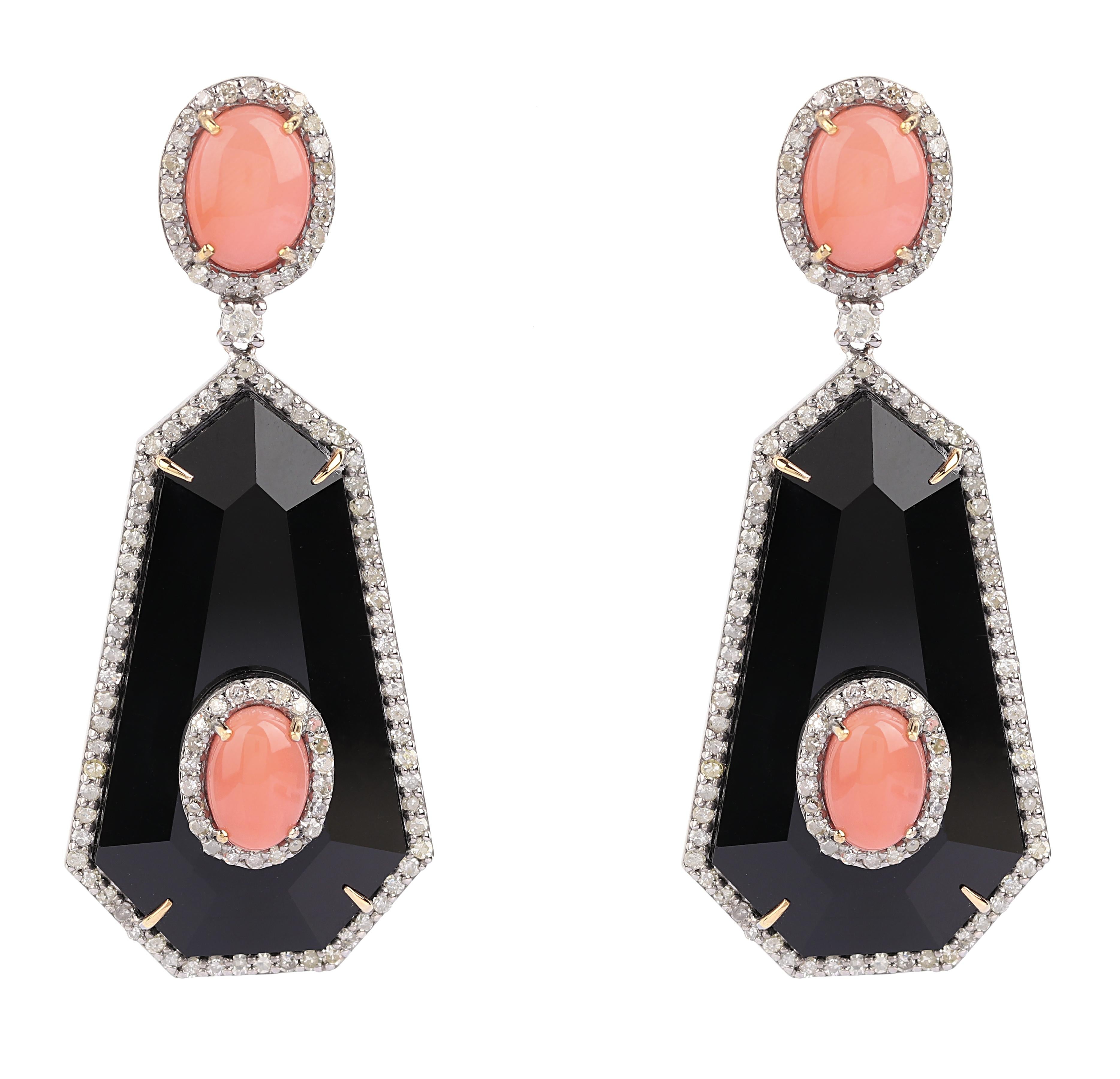 27.20 Carats Diamond, Coral, and Black Onyx Drop Earrings in Modern Style In New Condition For Sale In Jaipur, IN