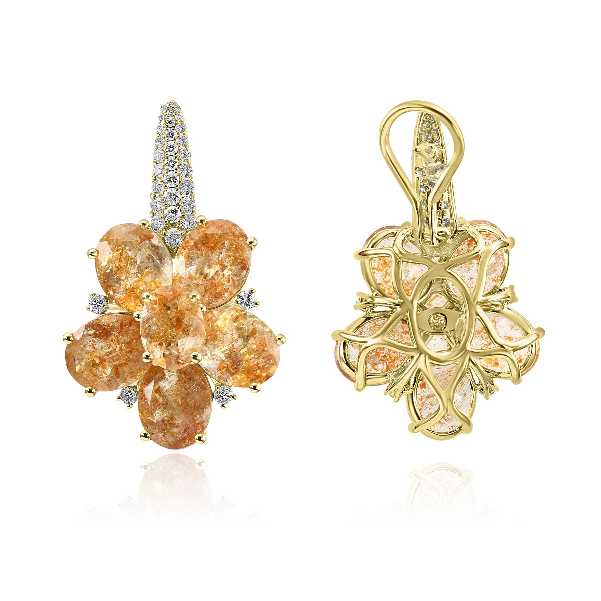 Taglio ovale Orecchini di moda in oro giallo 14K con ovali di pietra solare e diamanti bianchi da 27,26 carati in vendita