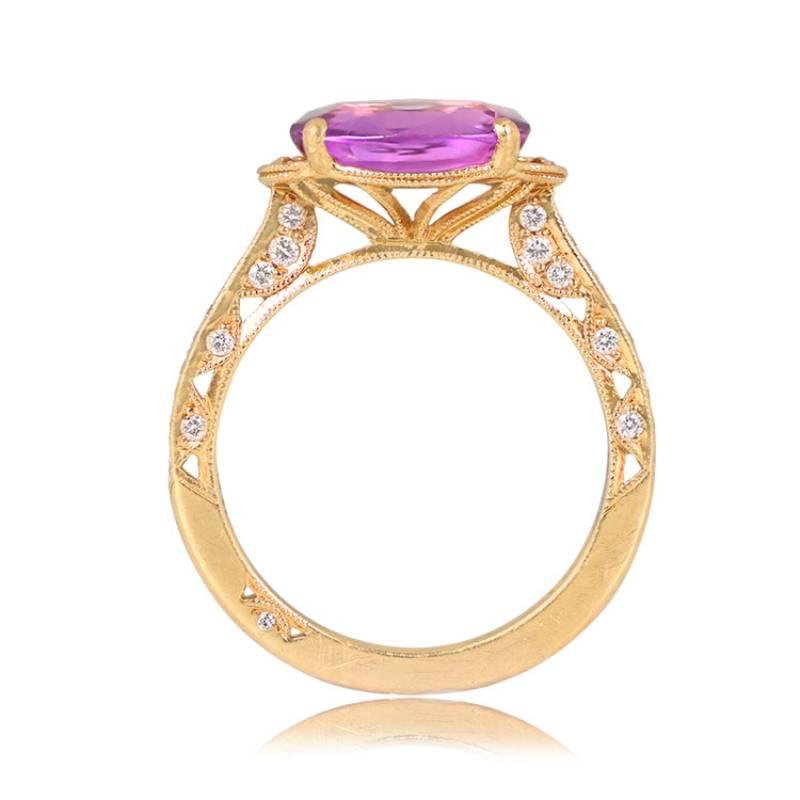 2.72ct Oval Cut Natural Pink Sapphire Engagement Ring, 18k Yellow Gold In Excellent Condition In New York, NY