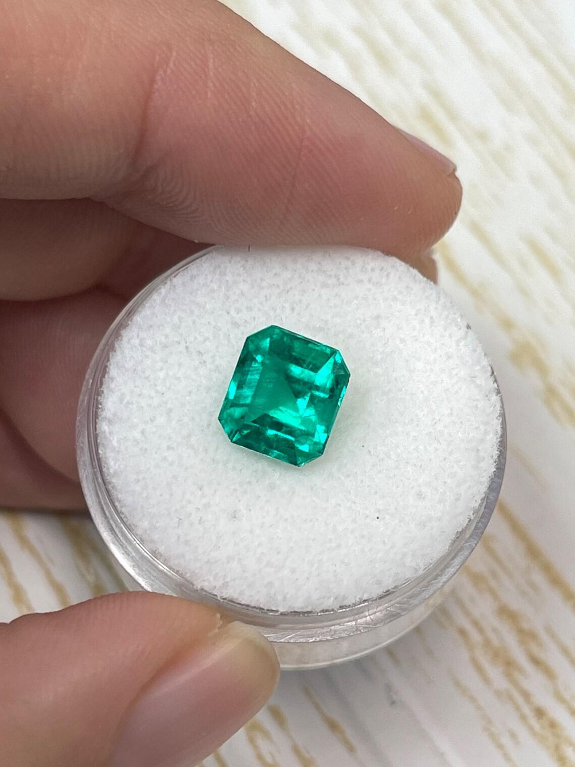 2.72ct RARE Certified Butterfly Effect Muzo Green Colombian Emerald AAA+ In New Condition In Jupiter, FL