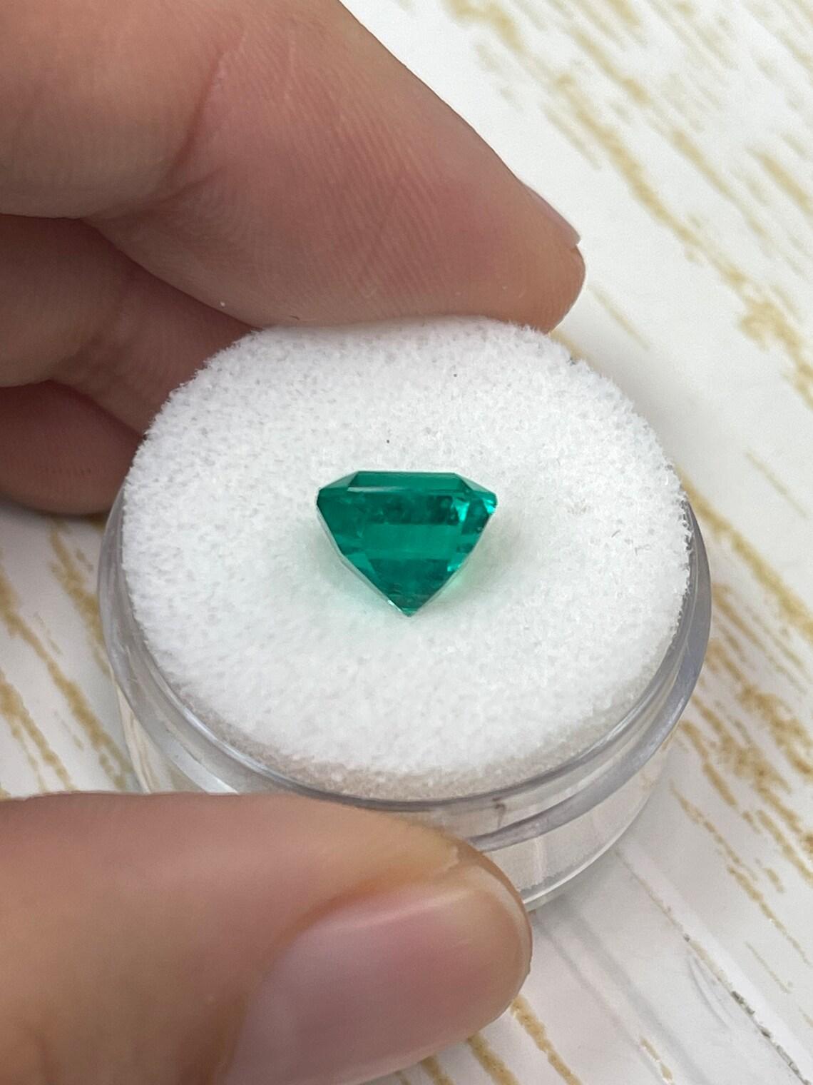 Women's or Men's 2.72ct RARE Certified Butterfly Effect Muzo Green Colombian Emerald AAA+