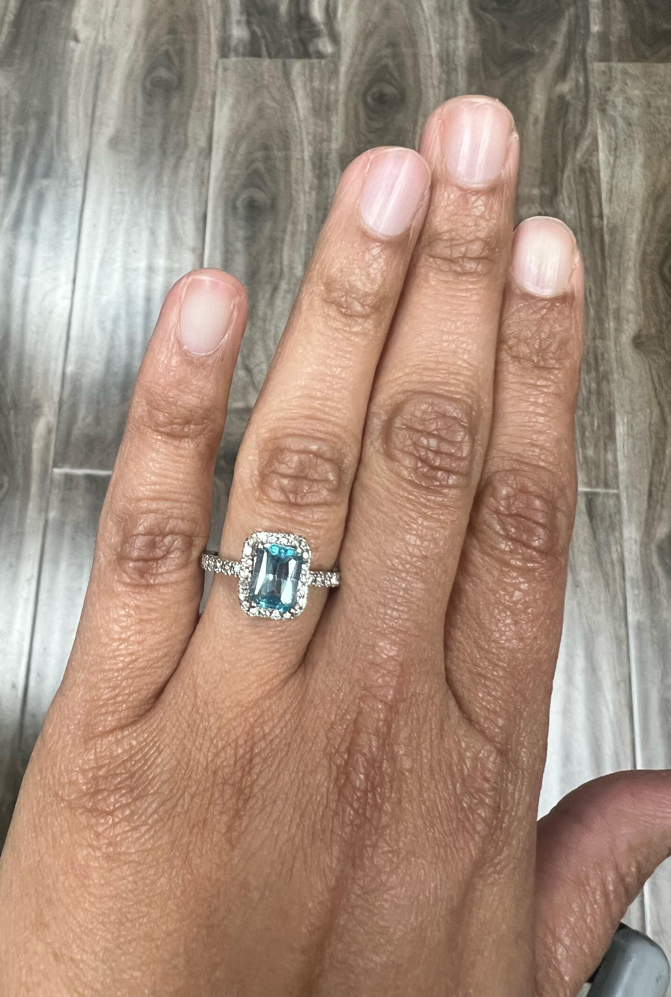 2.73 Carat Blue Zircon Diamond White Gold Ring In New Condition For Sale In Los Angeles, CA