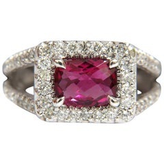 2,73 quilates de turmalina rosa brillante natural Anillo de diamantes con caña partida de 14 quilates*.
