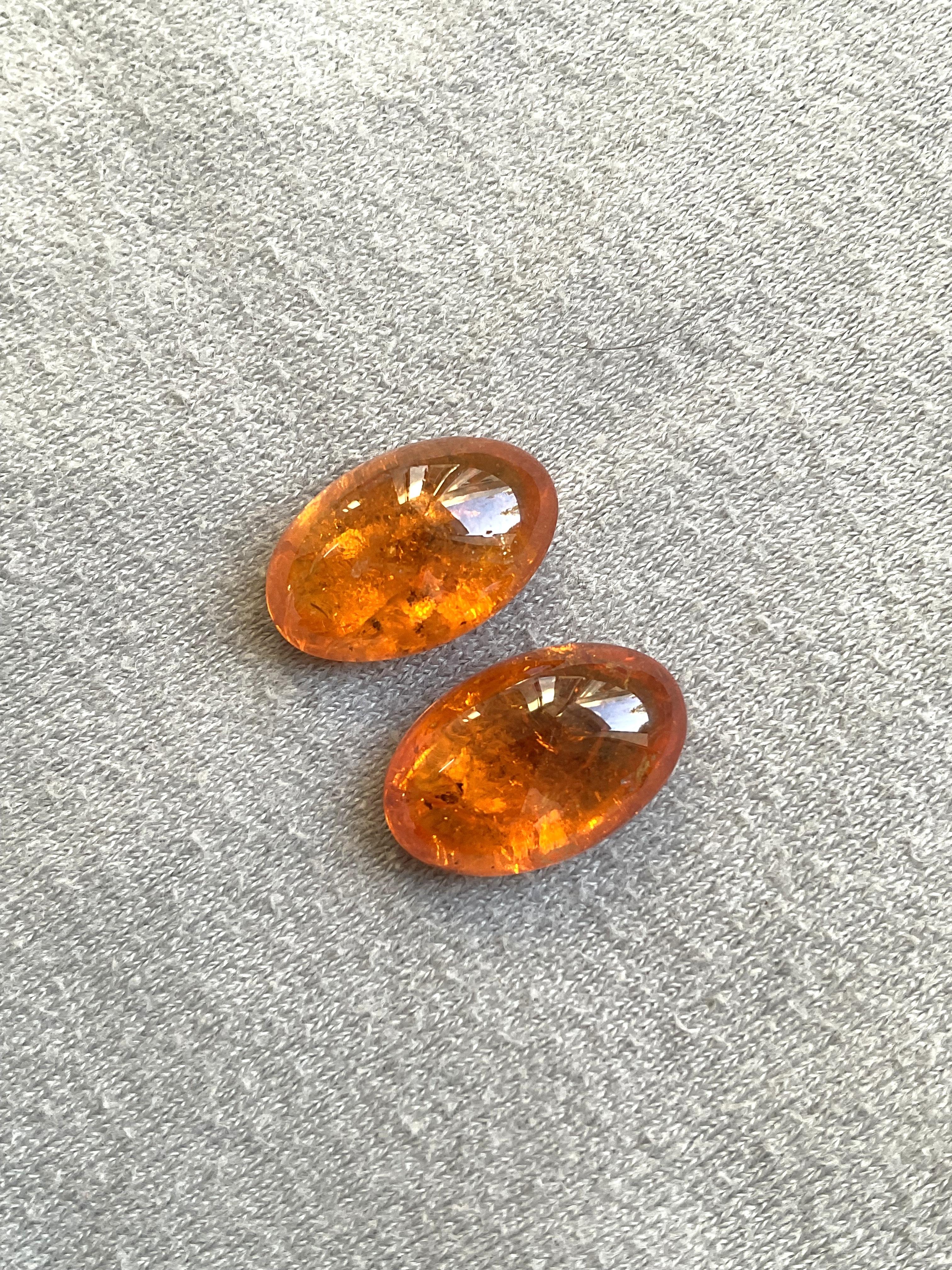 Art Déco 27,33 Carati di Granato Fanta Spessartite Cabochon ovale di qualità superiore Nature in vendita