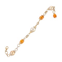27.37 South Sea Pearl Mandarin Garnet Diamond 18 Karat Yellow Gold Bracelet