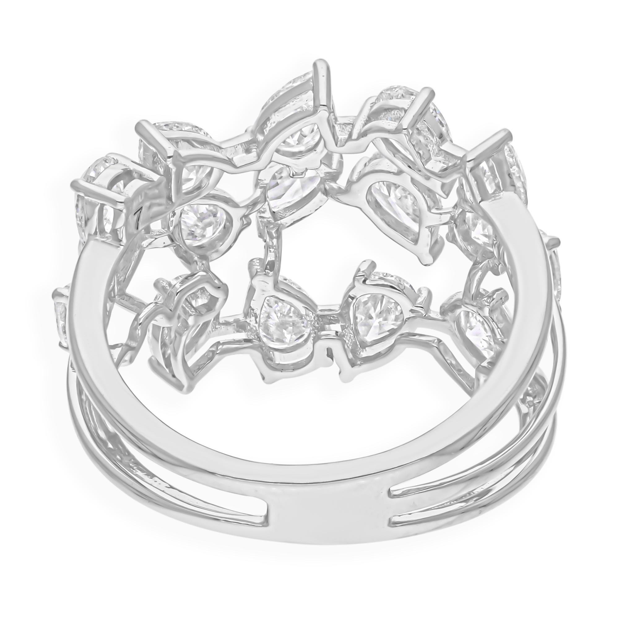 in vendita:  2,73Ct SI/H Pear Cut Diamond Cluster Wide Band Anello da cocktail in oro bianco 14k 8