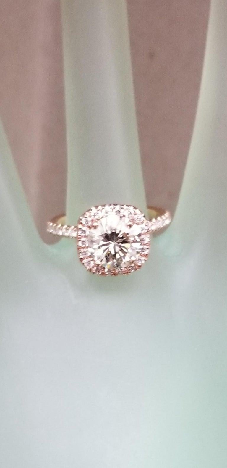 2.74 Carat Round Diamond in Halo total weight For Sale 2