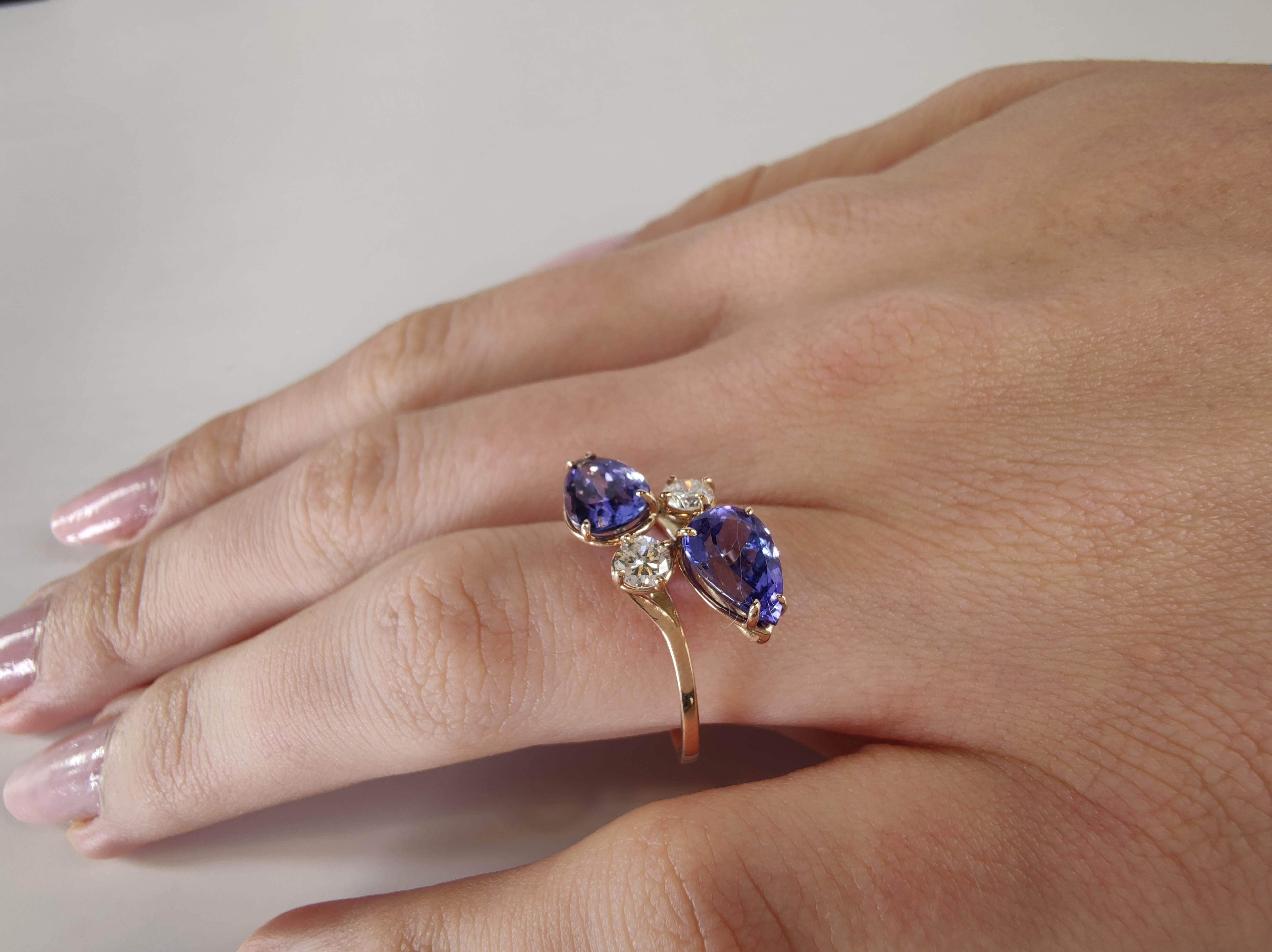 Contemporaneo Anello cocktail con tanzanite naturale e diamanti da 2,74 carati in oro 14K - Certificato IGE in vendita