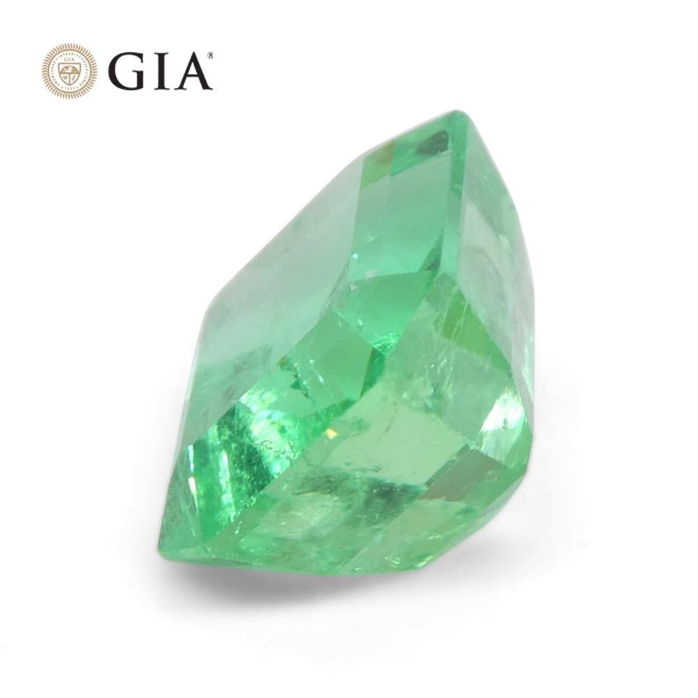 2.74ct Octagonal/Emerald Green Emerald GIA Certified Colombia   For Sale 6