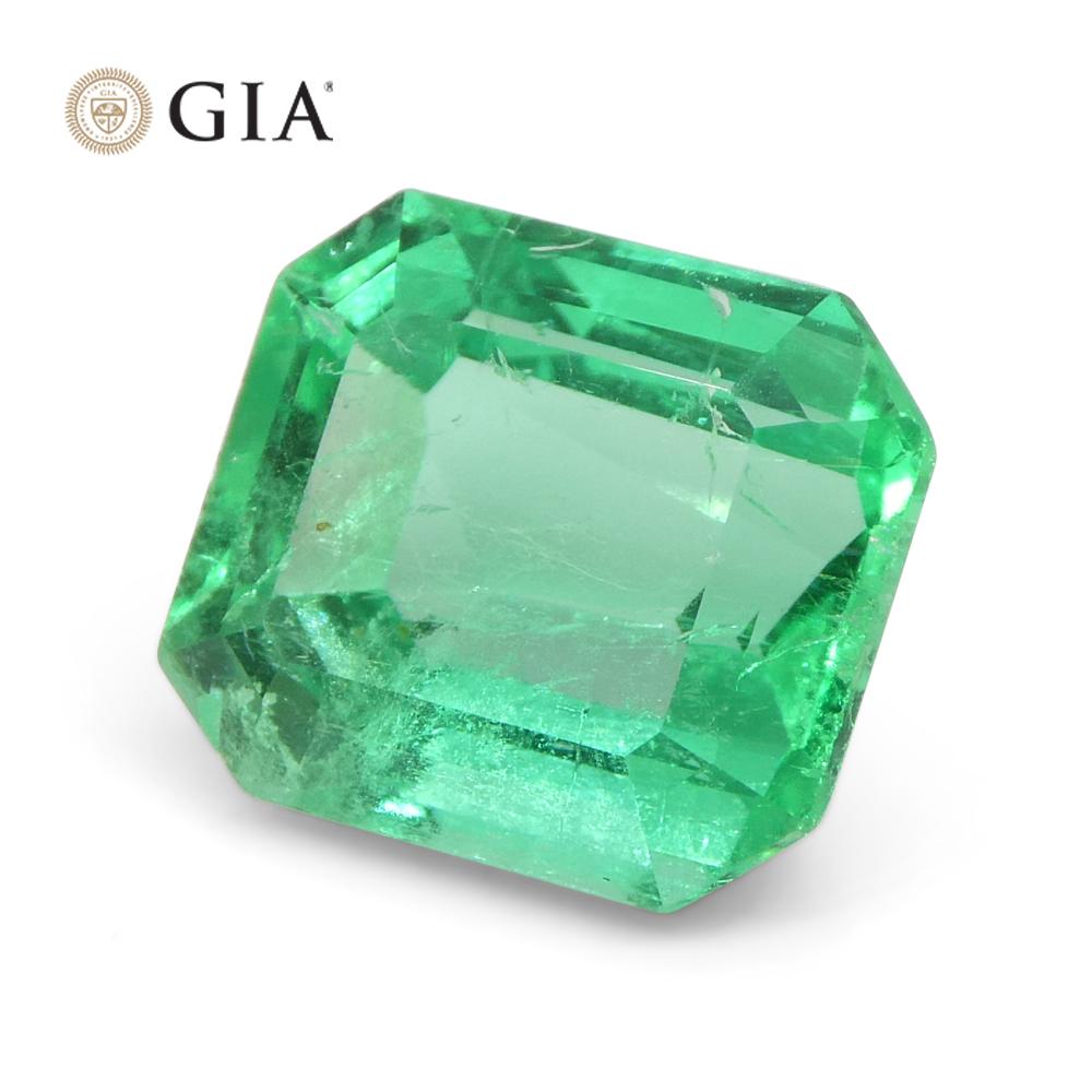 2.74ct Octagonal/Emerald Green Emerald GIA Certified Colombia   For Sale 7