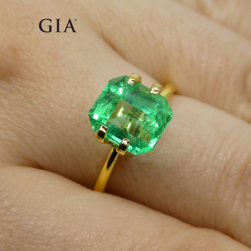 Octagon Cut 2.74ct Octagonal/Emerald Green Emerald GIA Certified Colombia  