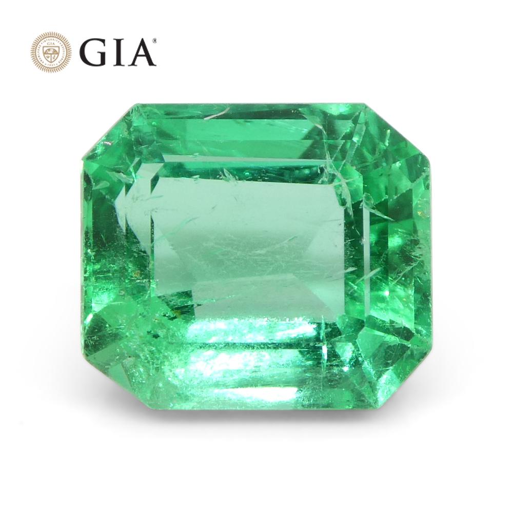 2.74ct Octagonal/Emerald Green Emerald GIA Certified Colombia   For Sale 3