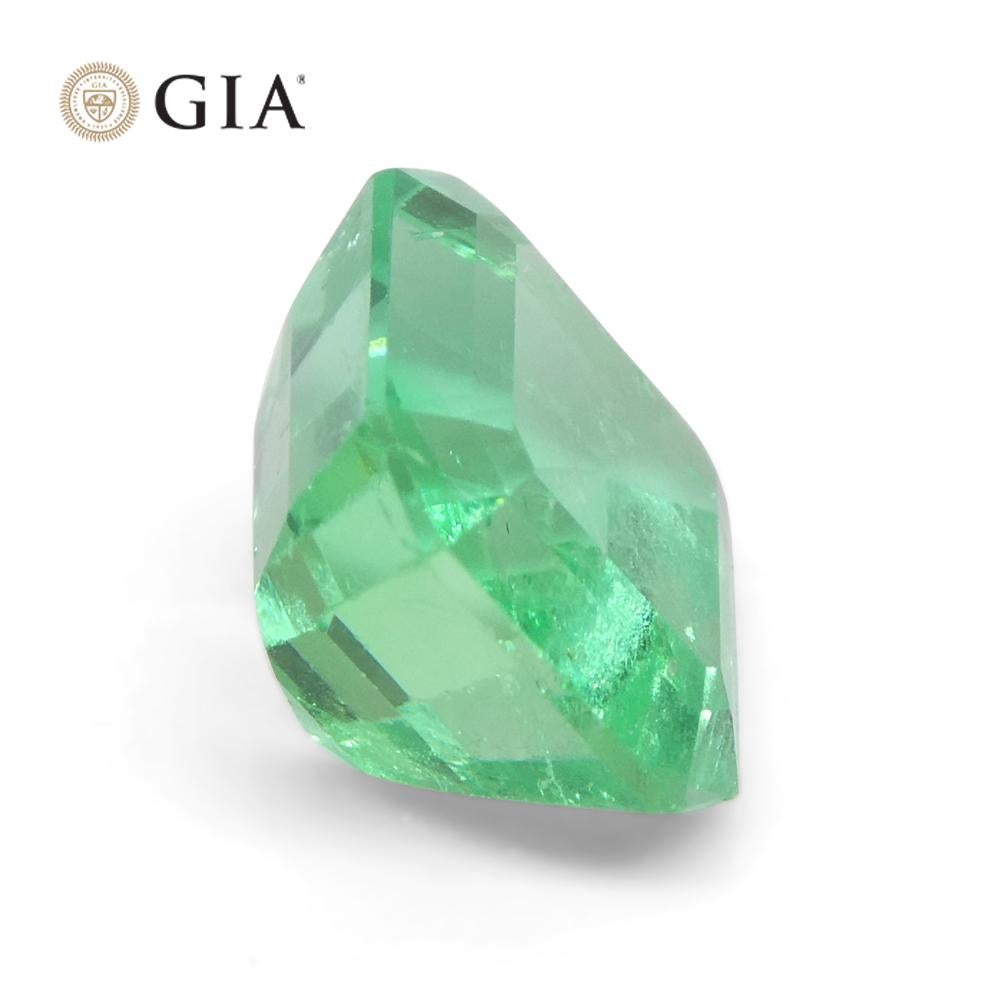 2.74ct Octagonal/Emerald Green Emerald GIA Certified Colombia   For Sale 4