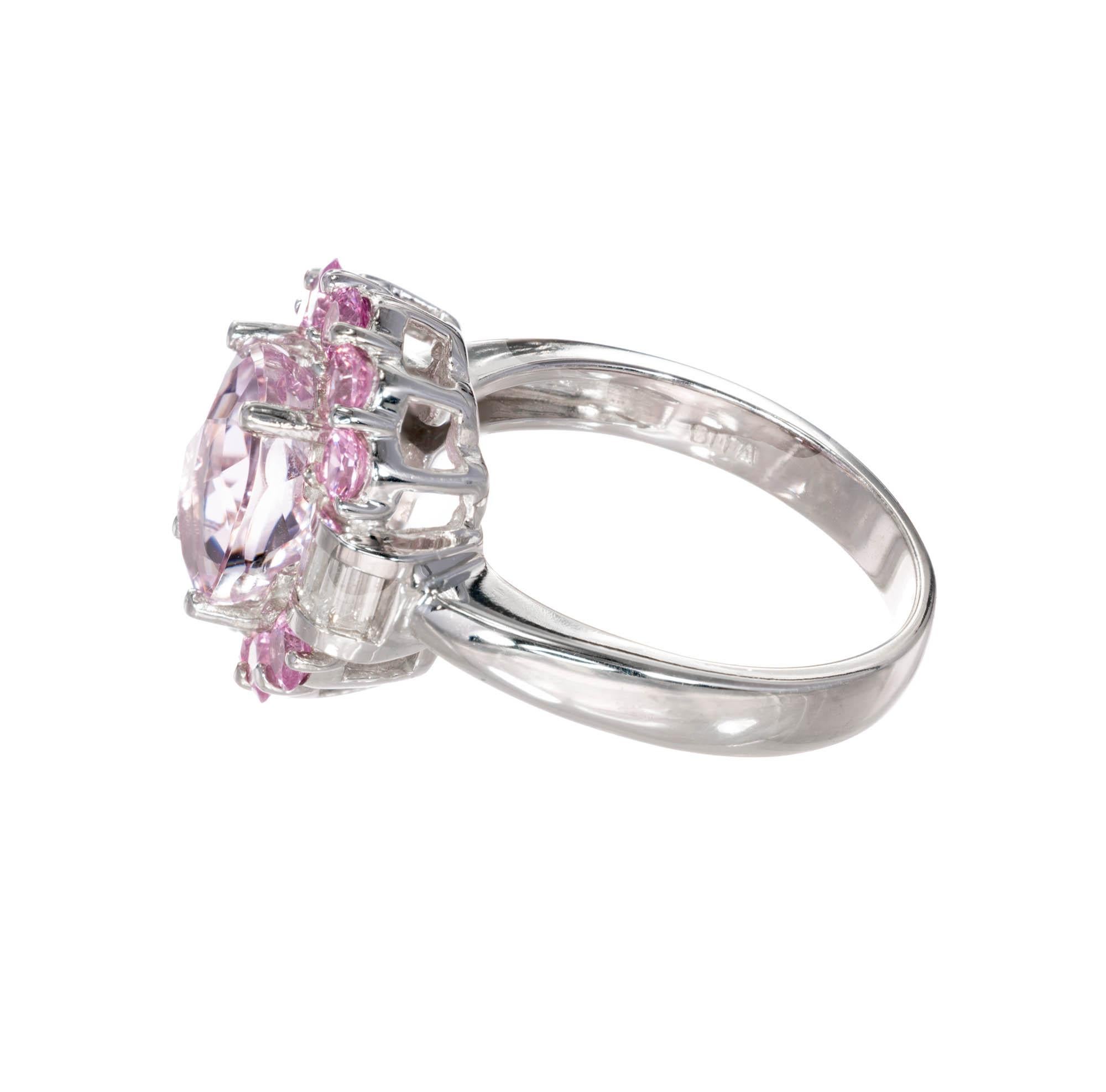 Verlobungsring mit 2,75 Karat Amethyst, Diamant, Saphir und Halo aus Weißgold (Ovalschliff) im Angebot