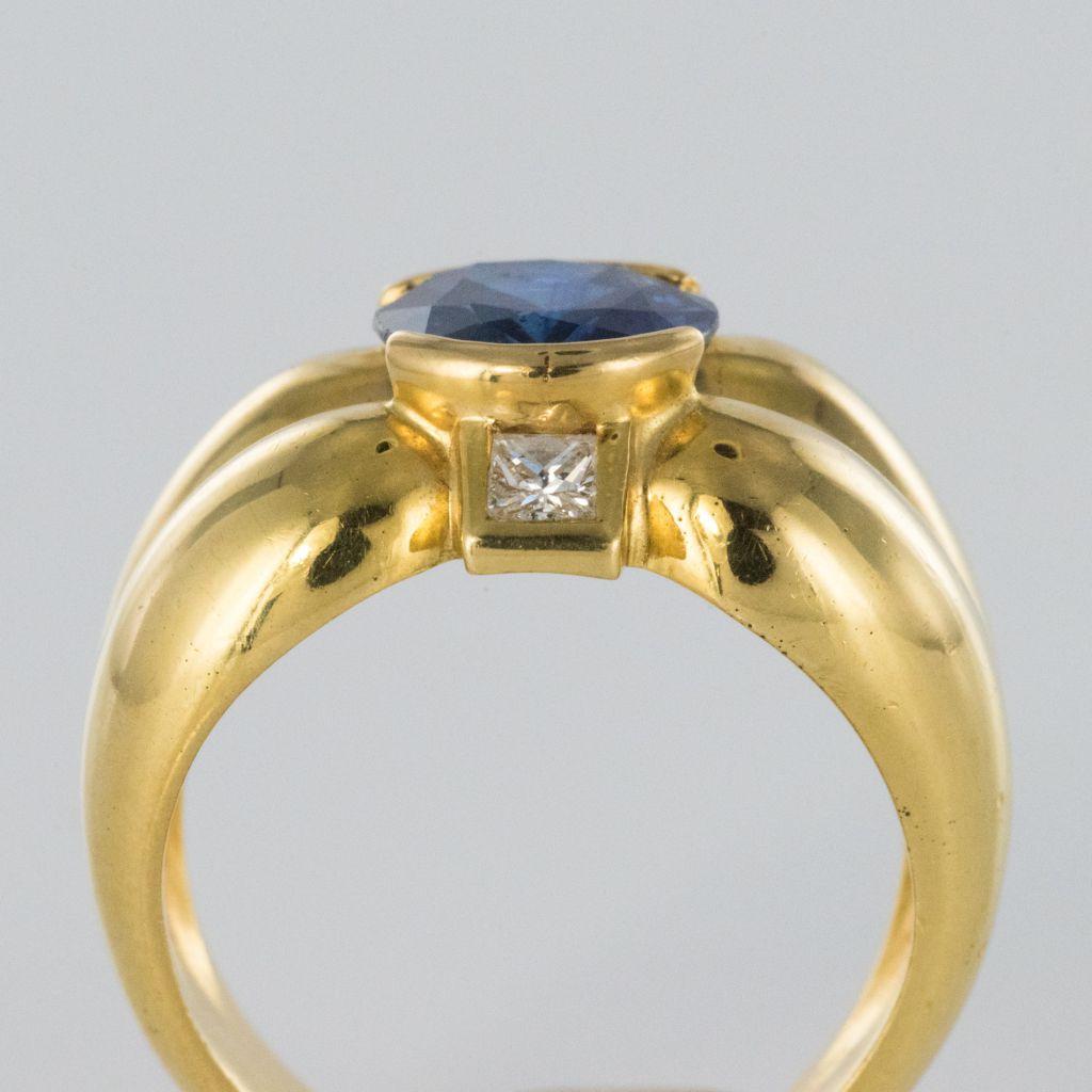 2.75 Carat Blue Sapphire and Princess Cut Diamond Ring 7