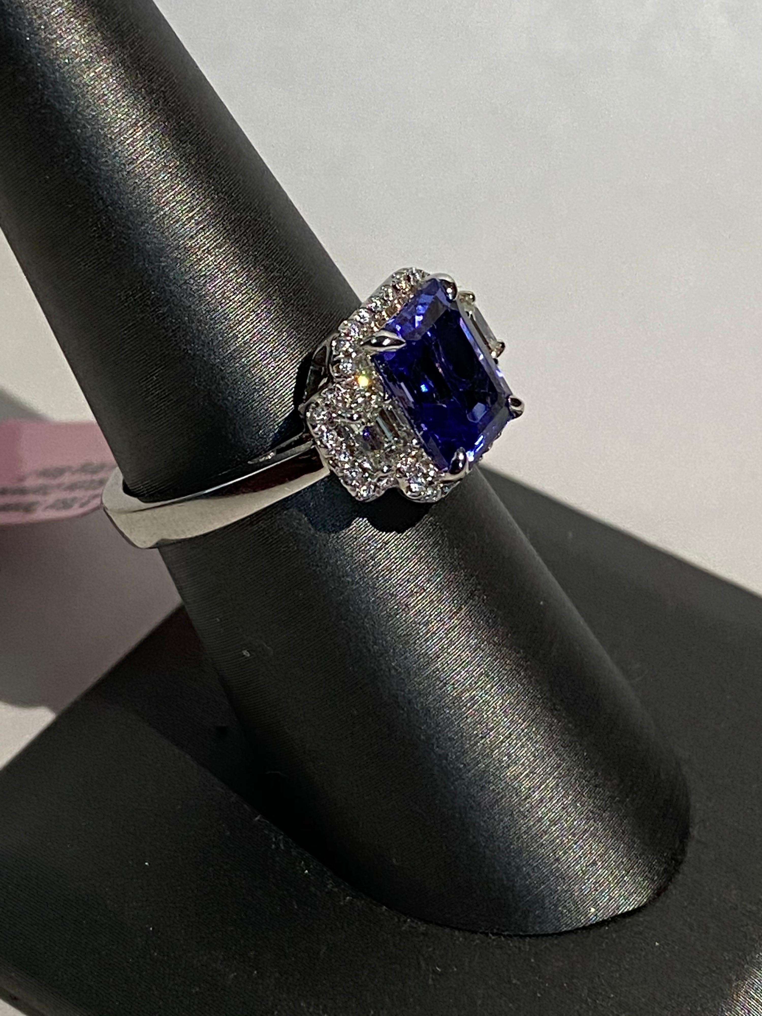 Women's 2.75 Carat Emerald Cut Tanzanite Diamond Ring For Sale