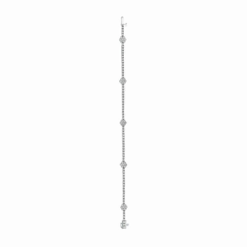 2.75 Carat Natural Diamond Flowers Bracelet G SI 14K White Gold 7''

100% Natural Diamonds, Not Enhanced in any way Round Cut Diamond Bracelet
2.75CT
G-H
SI
14K White Gold, Prong style 8.9 gram
7 inches in length, 1/4 inch in width
103