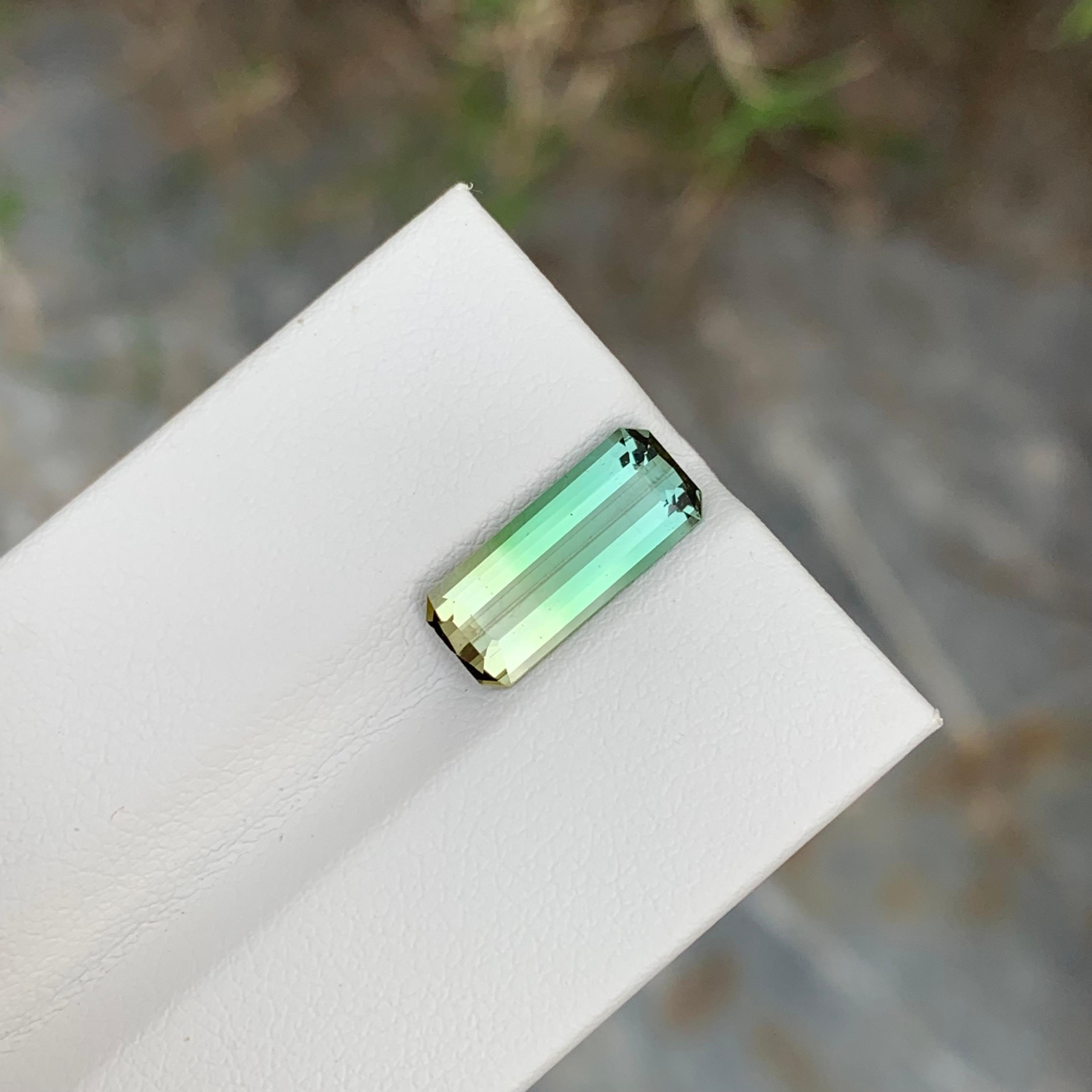 2.75 Carat Natural Loose Bi Colour Tourmaline Long Emerald Shape Gem For Ring  For Sale 2