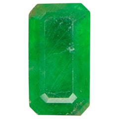 Pierre précieuse naturelle non sertie de 2.75 carat de la vallée de Swat, Pakistan
