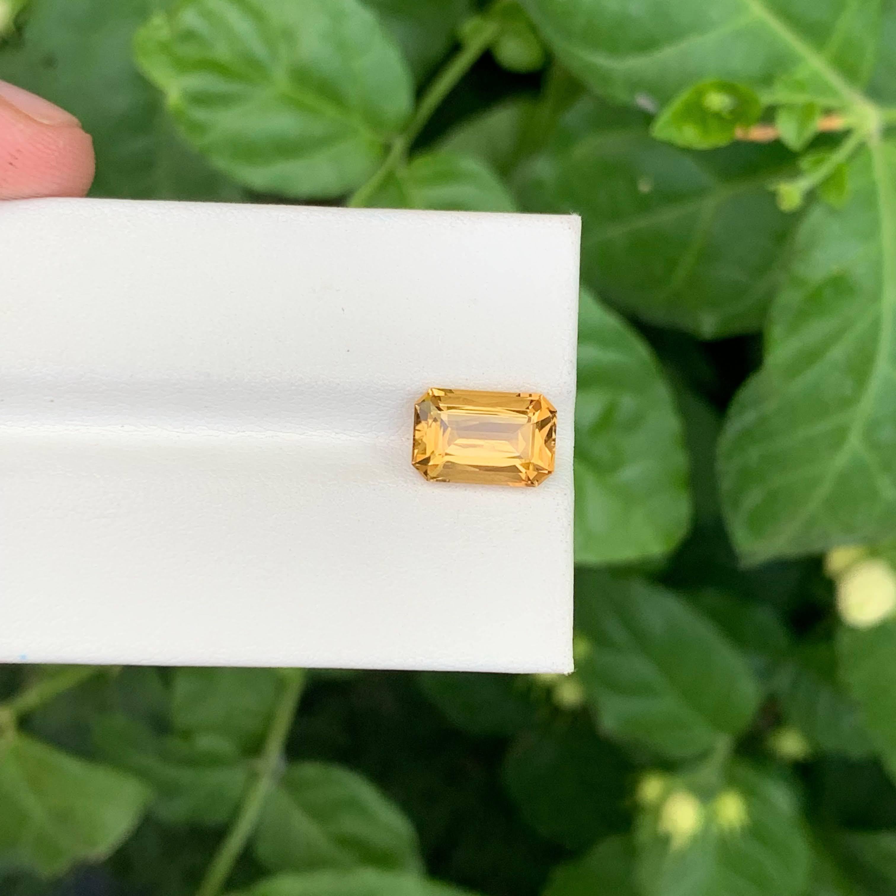 2,75 Karat Natürlicher Loser Goldener Citrin Stein Smaragd Schliff Brasilianischer Edelstein im Zustand „Neu“ im Angebot in Bangkok, TH