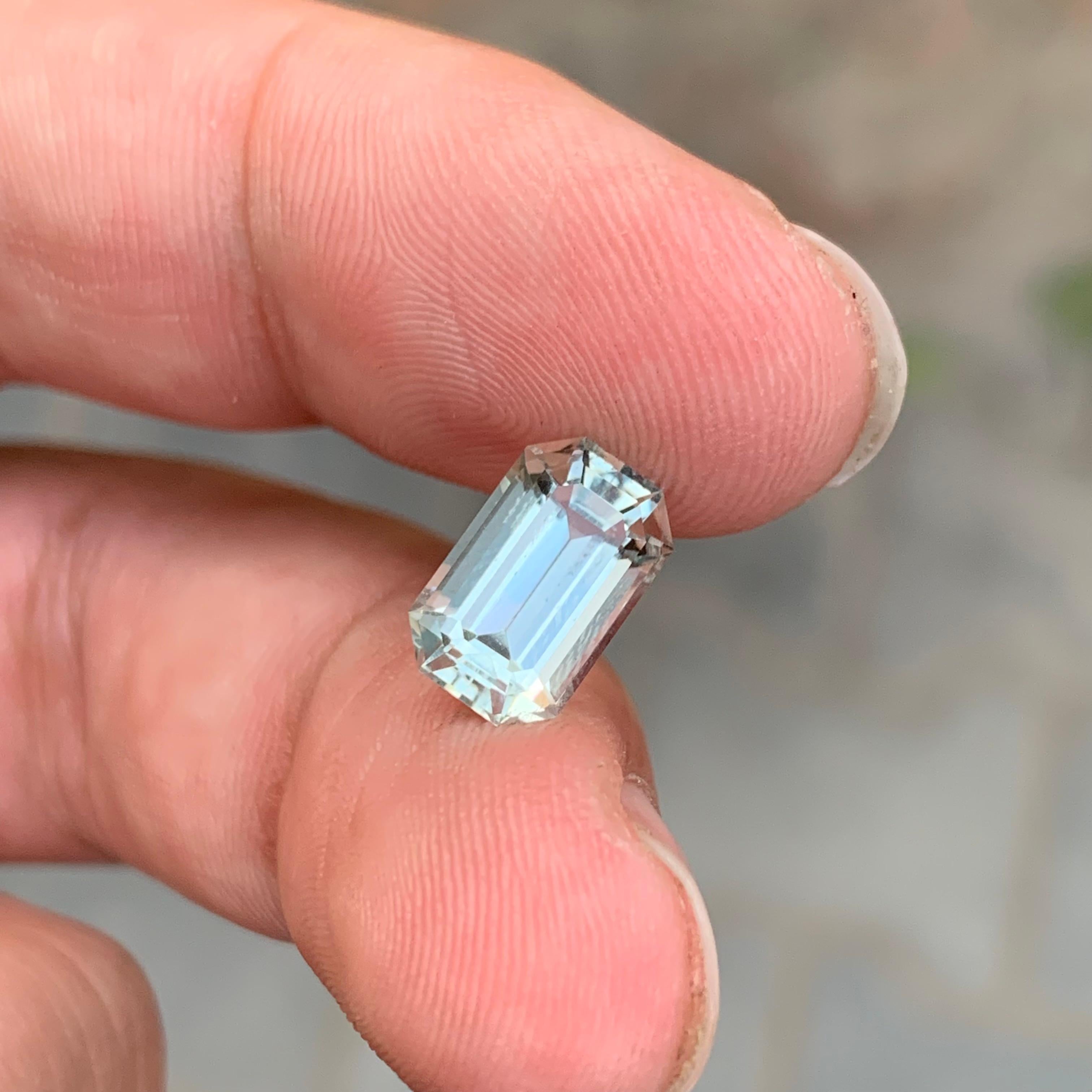 2.75 Karat Natürlicher loser grüner Amethyst Smaragd Form Edelstein im Angebot 1