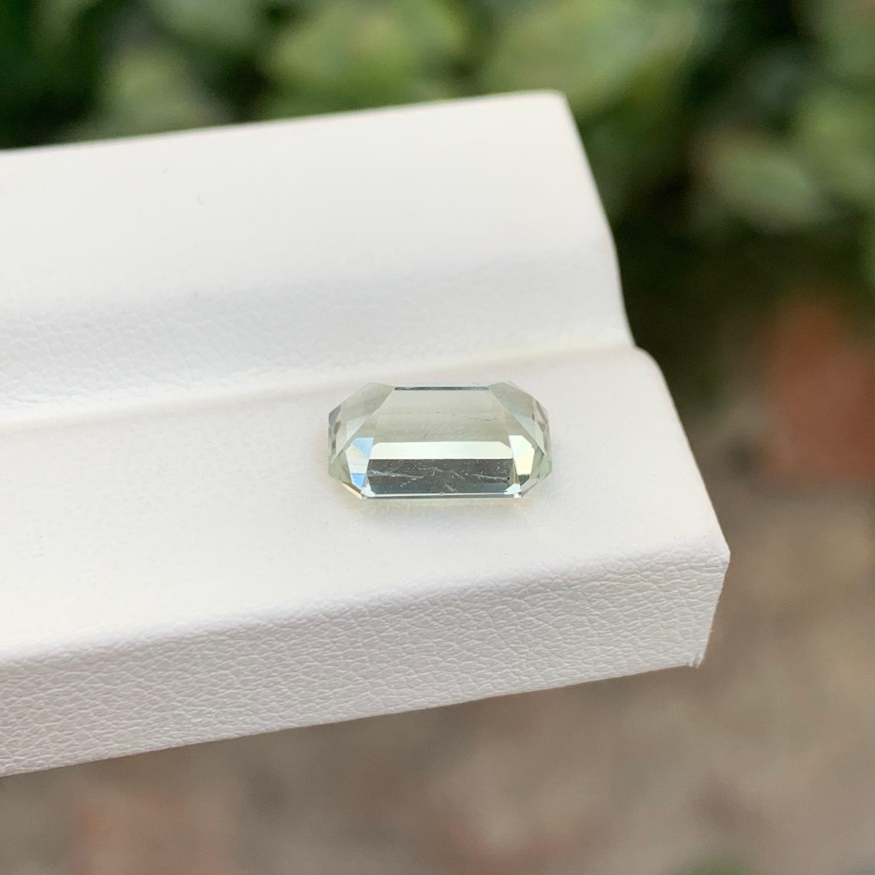 2.75 Karat Natürlicher loser grüner Amethyst Smaragd Form Edelstein im Angebot 3