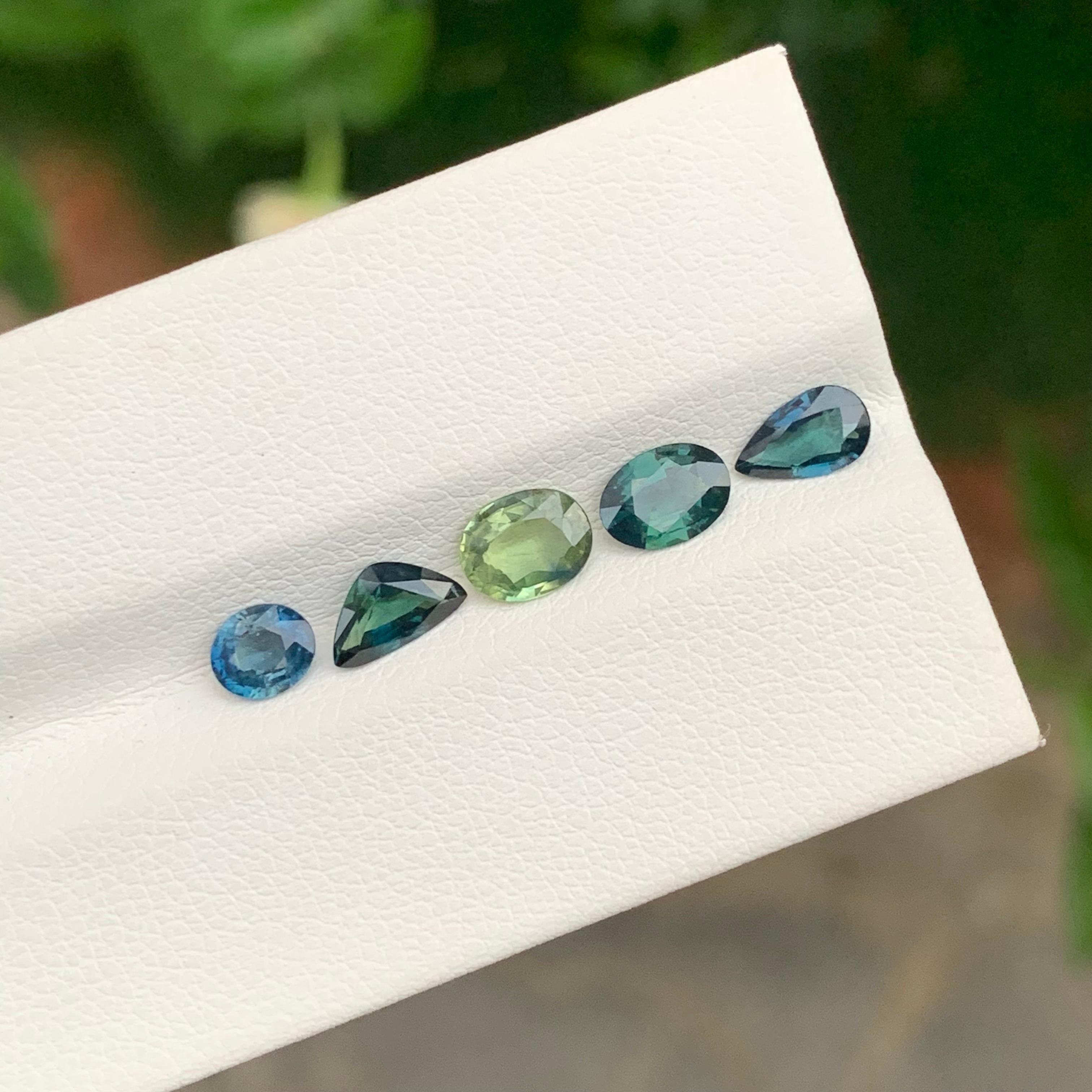 Arts and Crafts 2.75 Carat Natural Loose Sapphire Lot For Jewellery Making For Sale