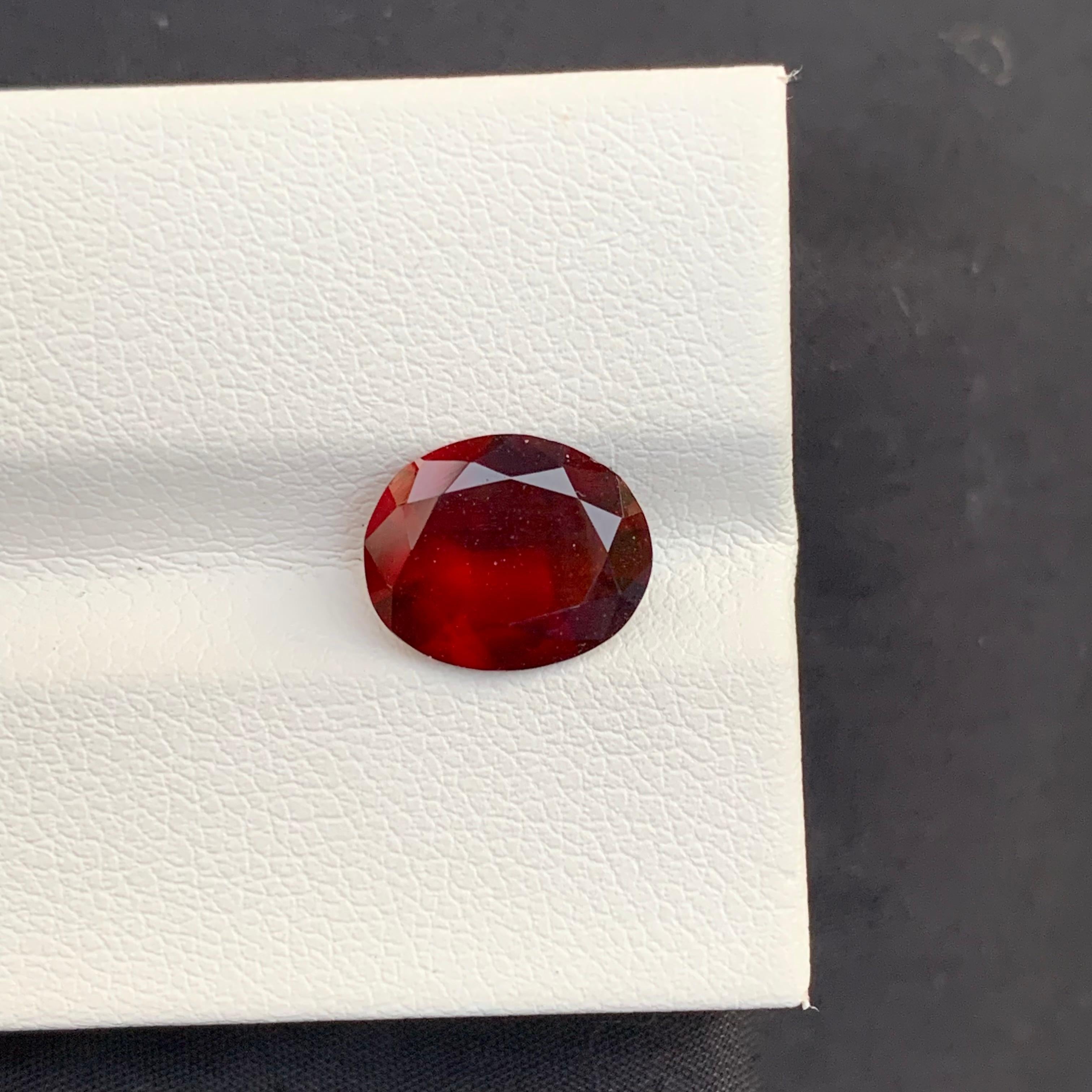 grenat hessonite fumé naturel non serti de 2,75 carats de forme ovale pour bijoux en vente 4