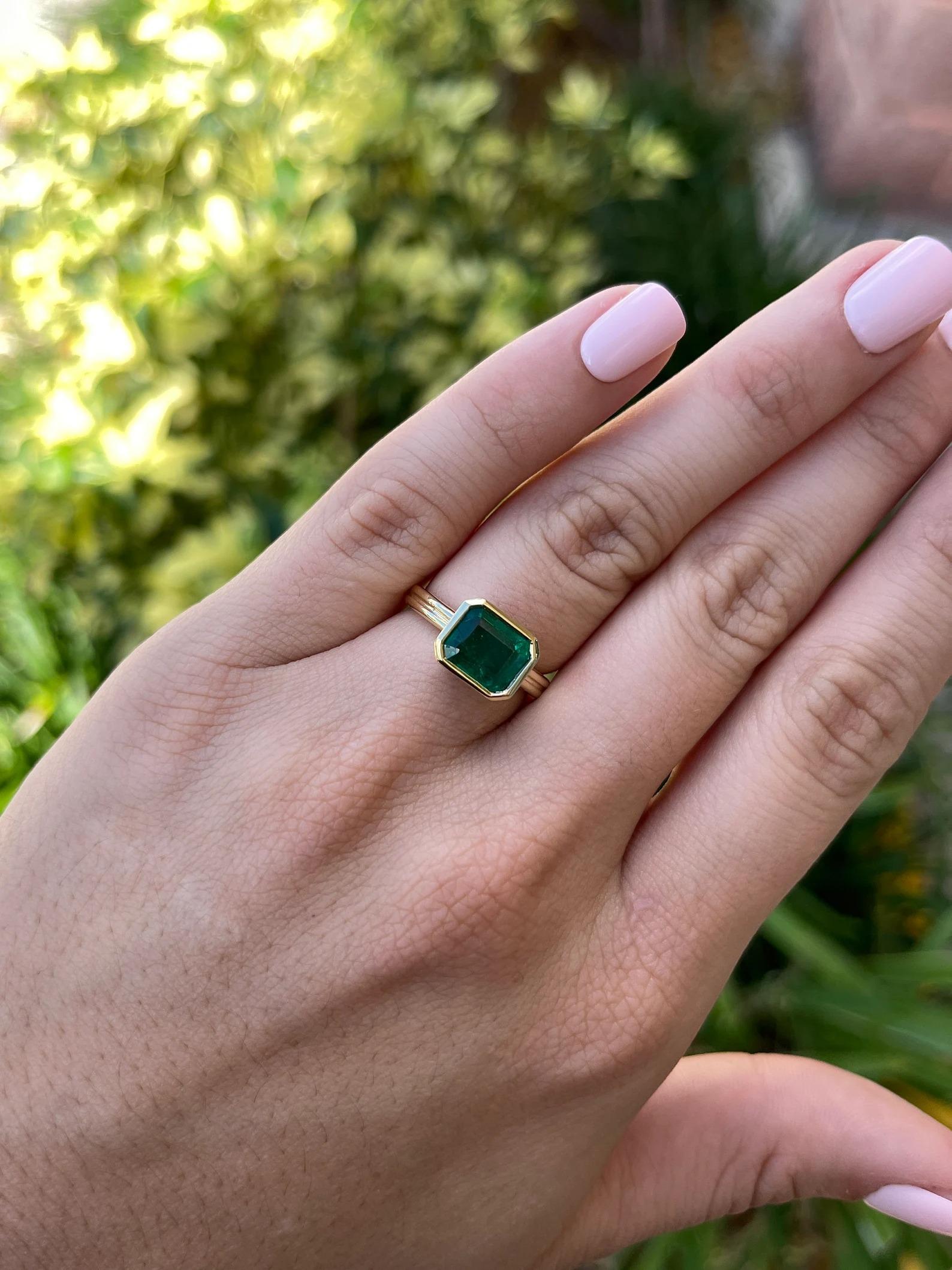 2.75 Carat Natural Zambian Emerald East To West Bezel Set Solitaire Ring 14K In New Condition For Sale In Jupiter, FL