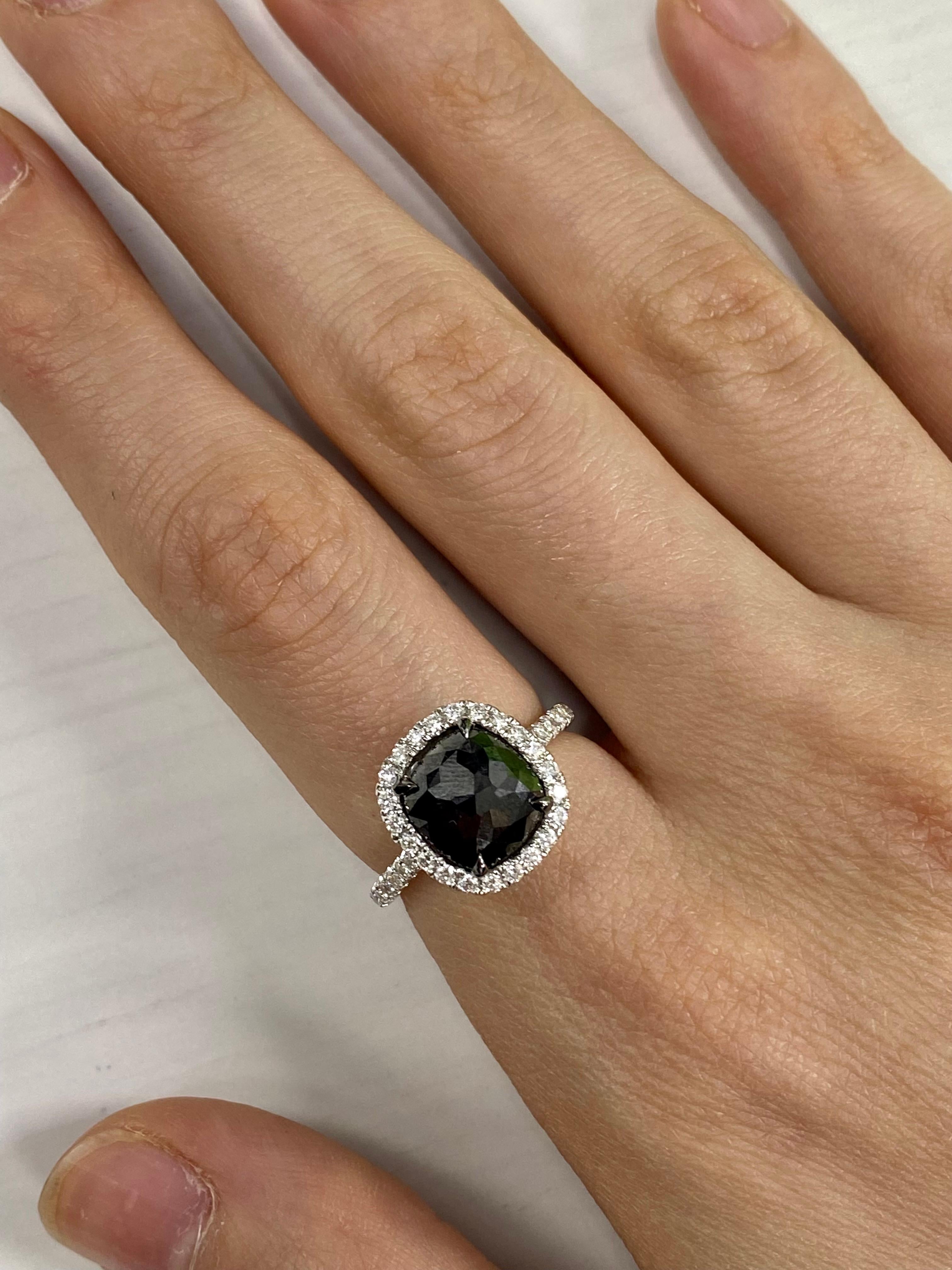 2.75 Carat Rose Cut Black and White Diamond Cocktail Ring For Sale 1