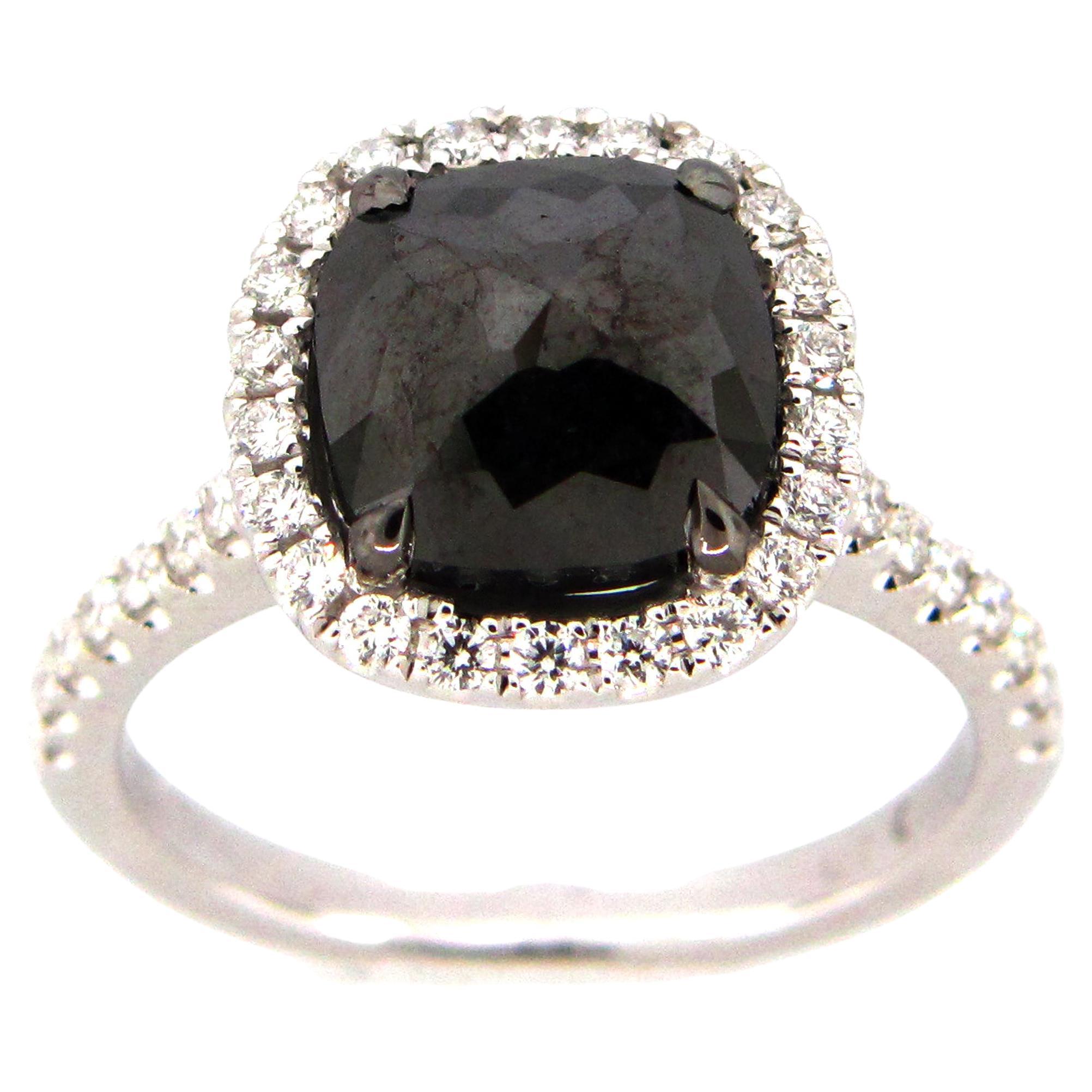 Bague cocktail en diamants noirs et blancs taille rose de 2,75 carats