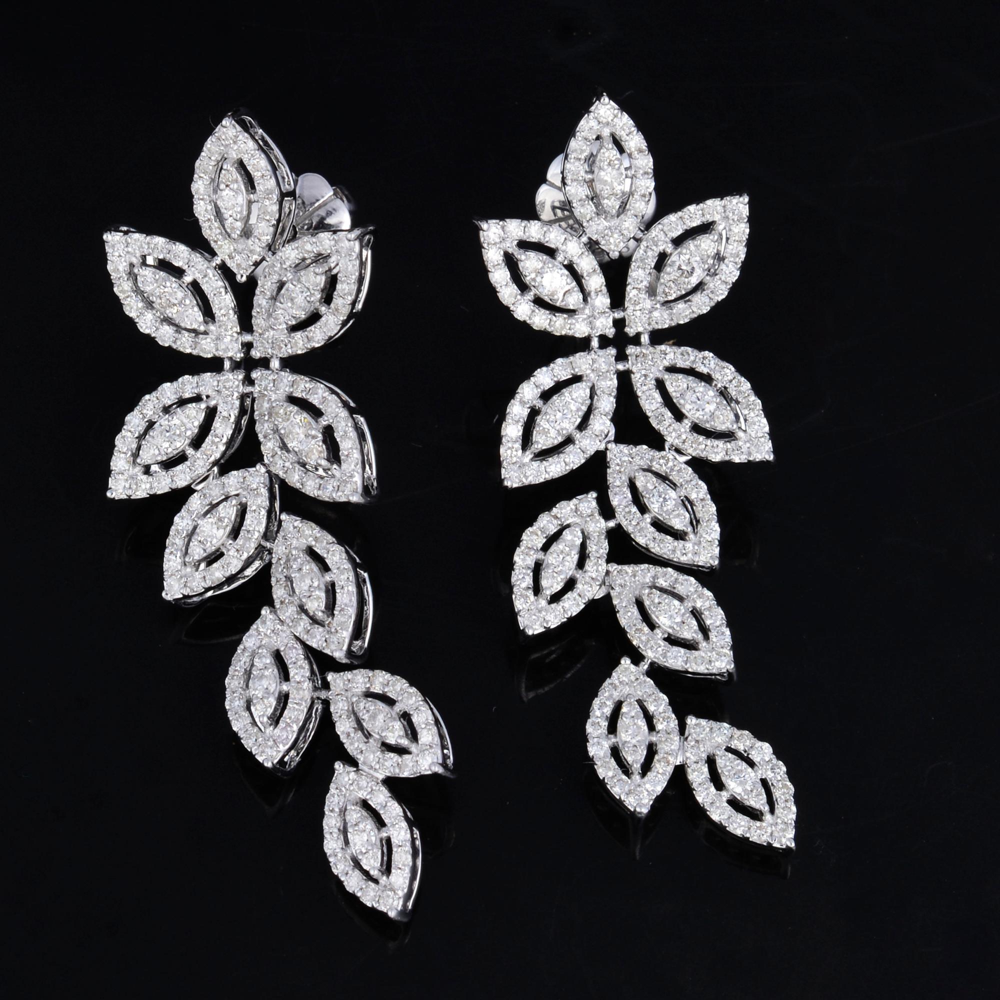 Round Cut 2.75 Carat SI Clarity HI Color Diamond Leaf Design Earrings 18 Karat White Gold For Sale