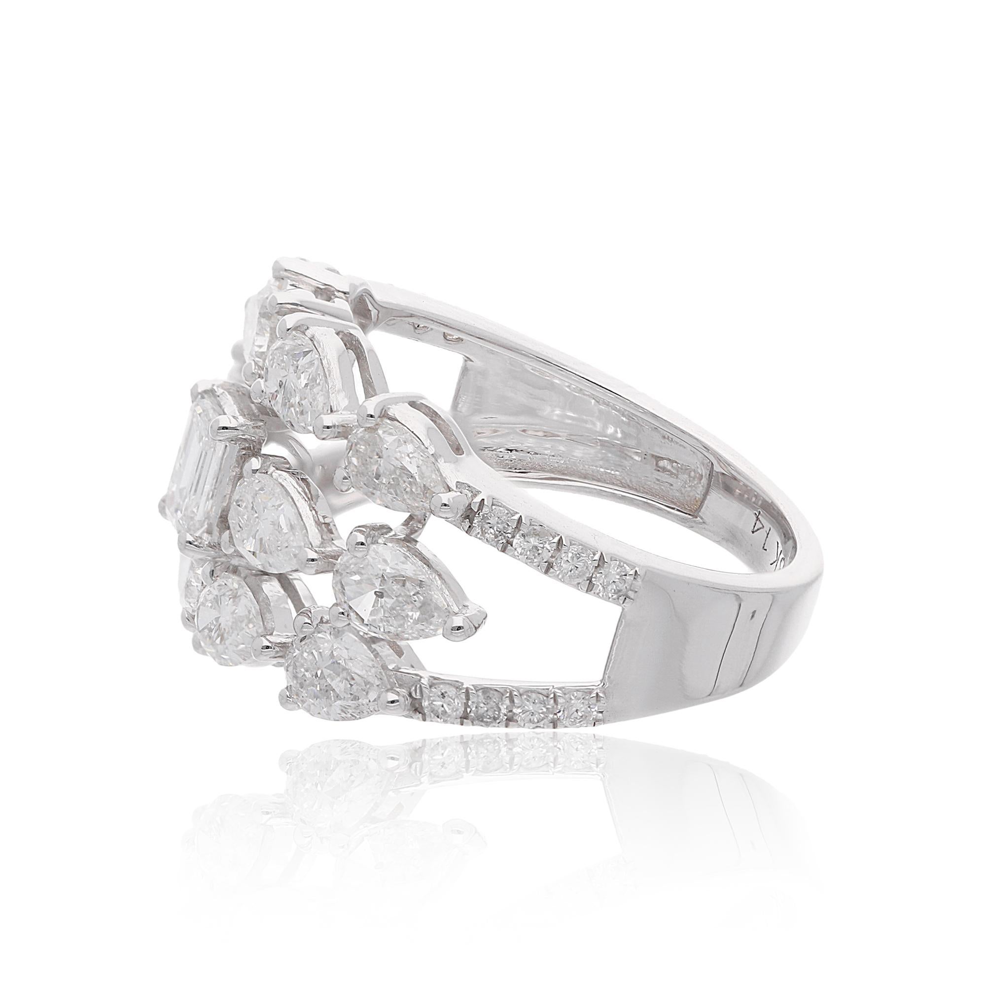 For Sale:  2.75 Carat SI Clarity HI Color Pear Emerald Cut Diamond Ring 18 Karat White Gold 5