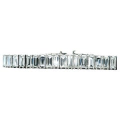Vintage 27.5 Carat Total Weight Baguette Cut Diamond Tapered Platinum Line Bracelet