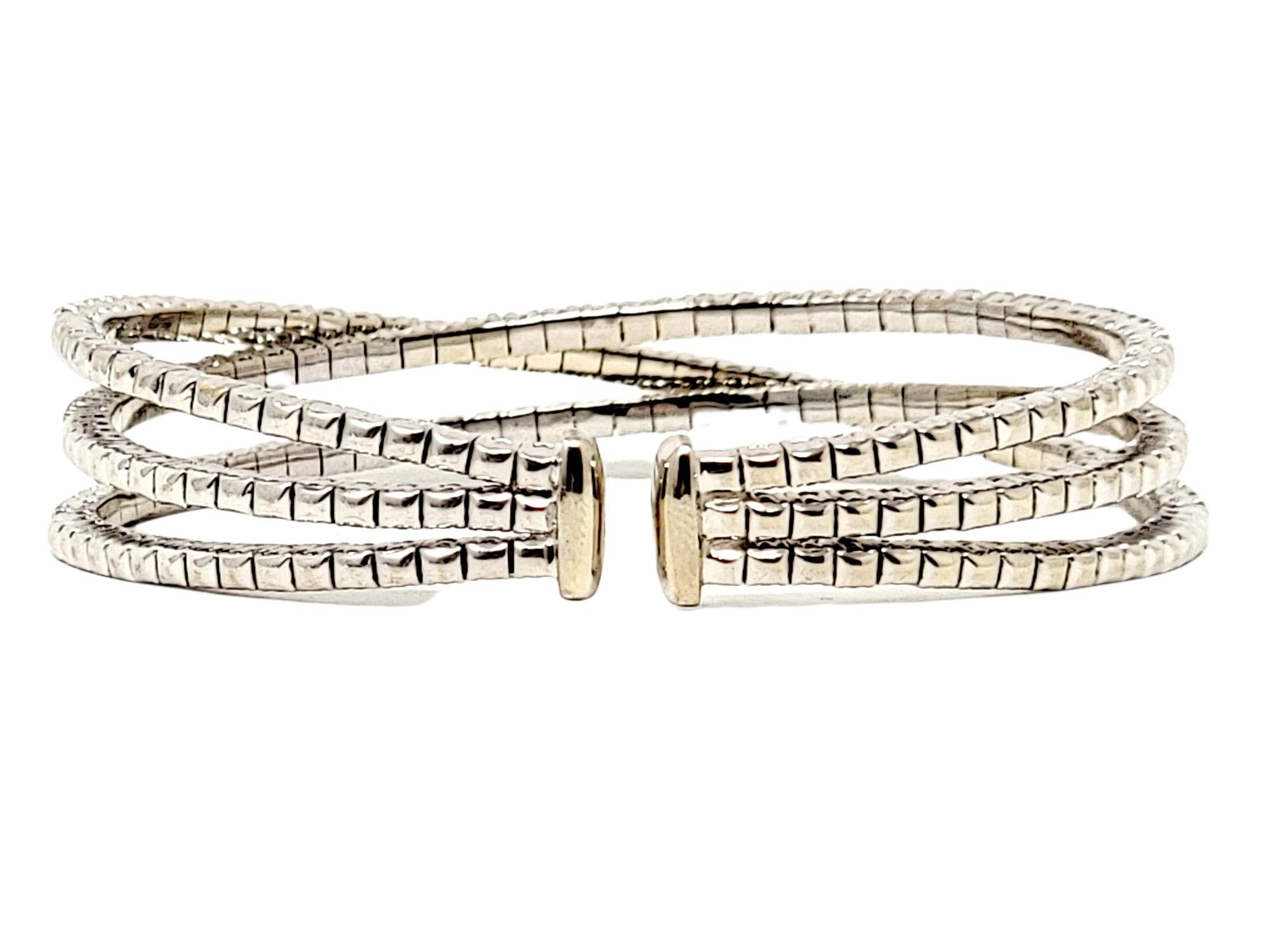 2.75 Carats Total Diamond Three Row Flexible 18 Karat White Gold Cuff Bracelet  For Sale 4