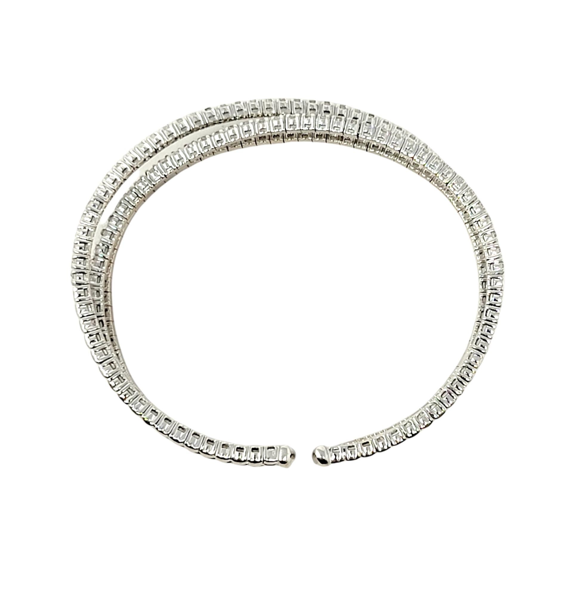 2.75 Carats Total Diamond Three Row Flexible 18 Karat White Gold Cuff Bracelet  For Sale 3