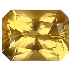 2.75 carats Untreated Citrine Stone Scissor Cut Natural African Gemstone