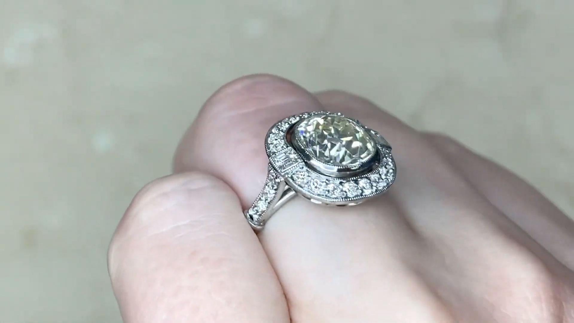 Verlobungsring mit Diamanten im Kissenschliff ( ca. 2,70 Karat), Diamant-Halo, Platin im Angebot 2