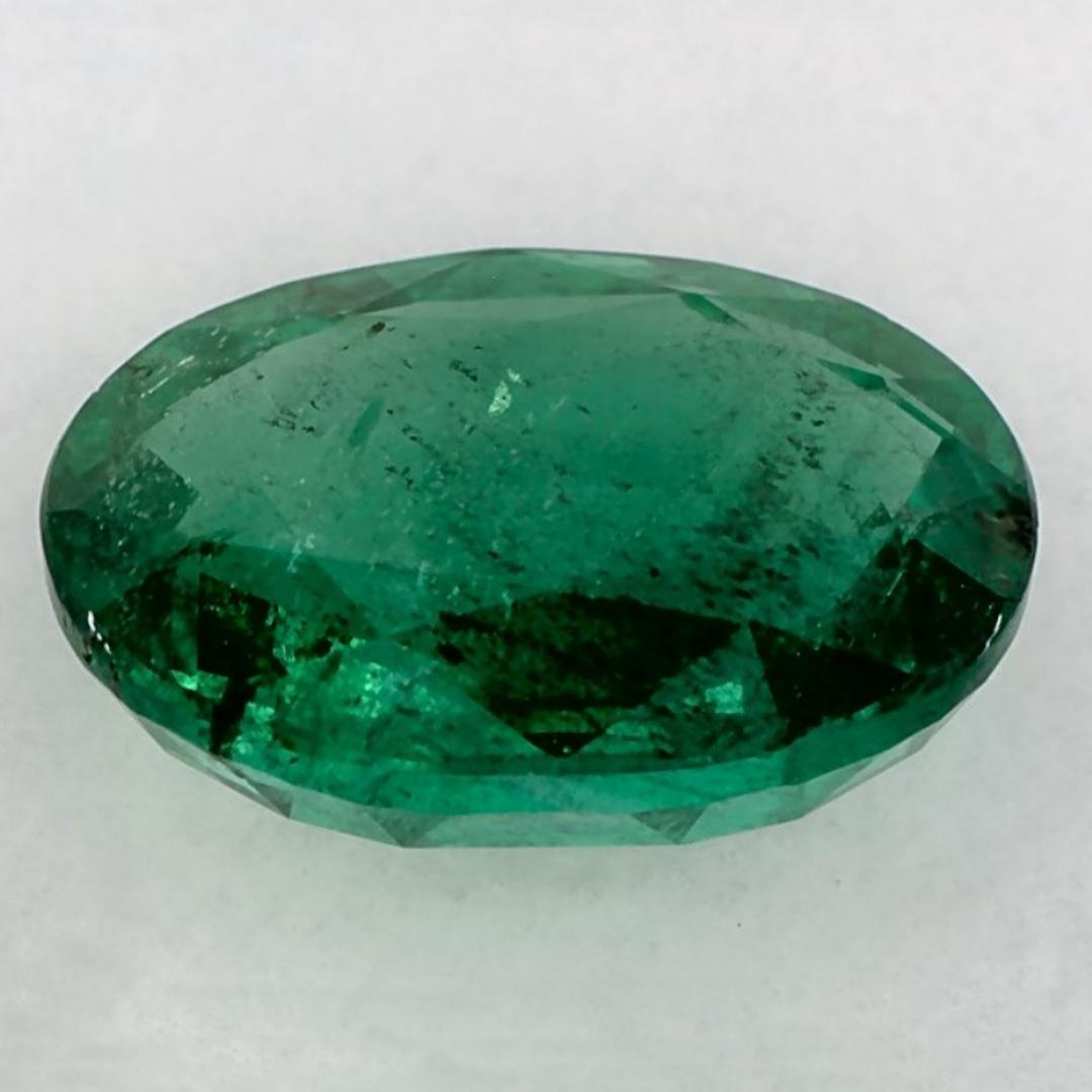 2.75 Karat Smaragd Oval Loser Edelstein im Zustand „Neu“ im Angebot in Fort Lee, NJ